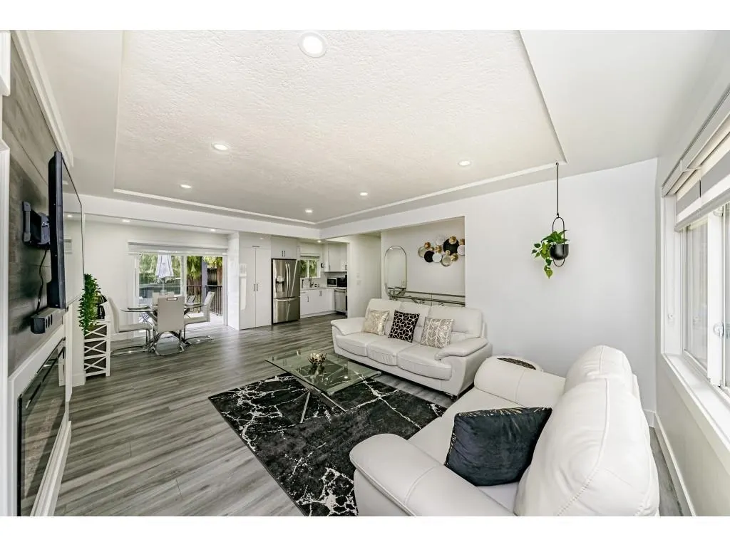 14927 Kew Drive Drive
