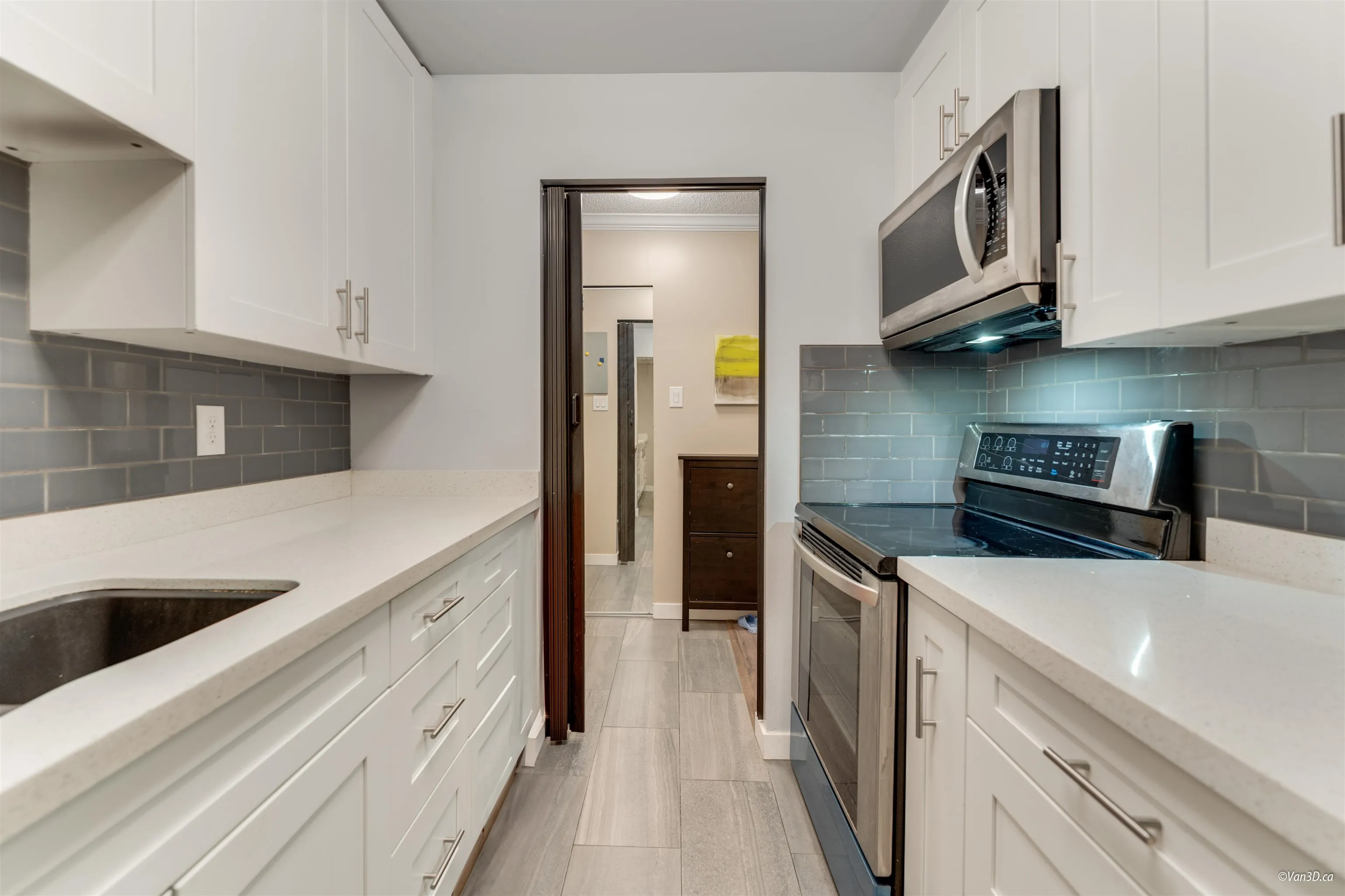 126 8460 Lansdowne Road