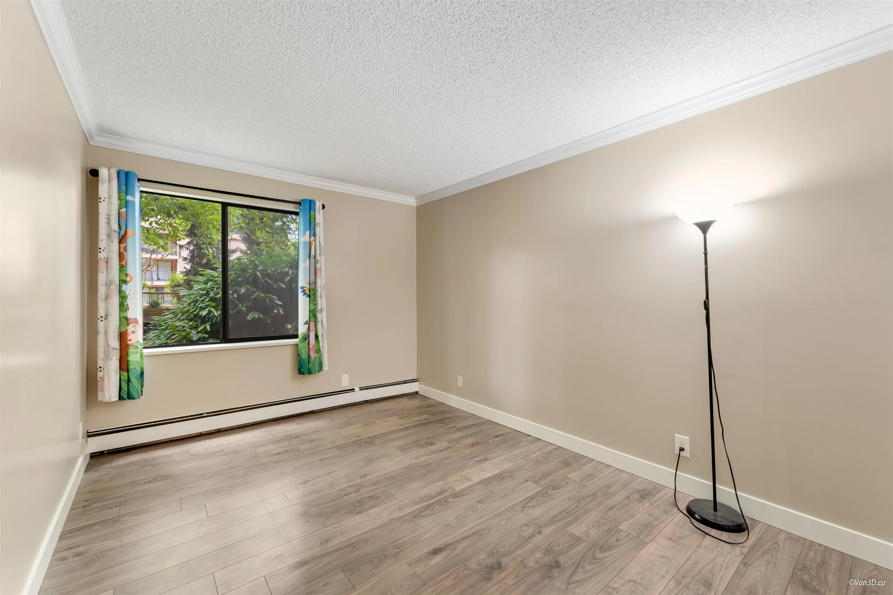 126 8460 Lansdowne Road