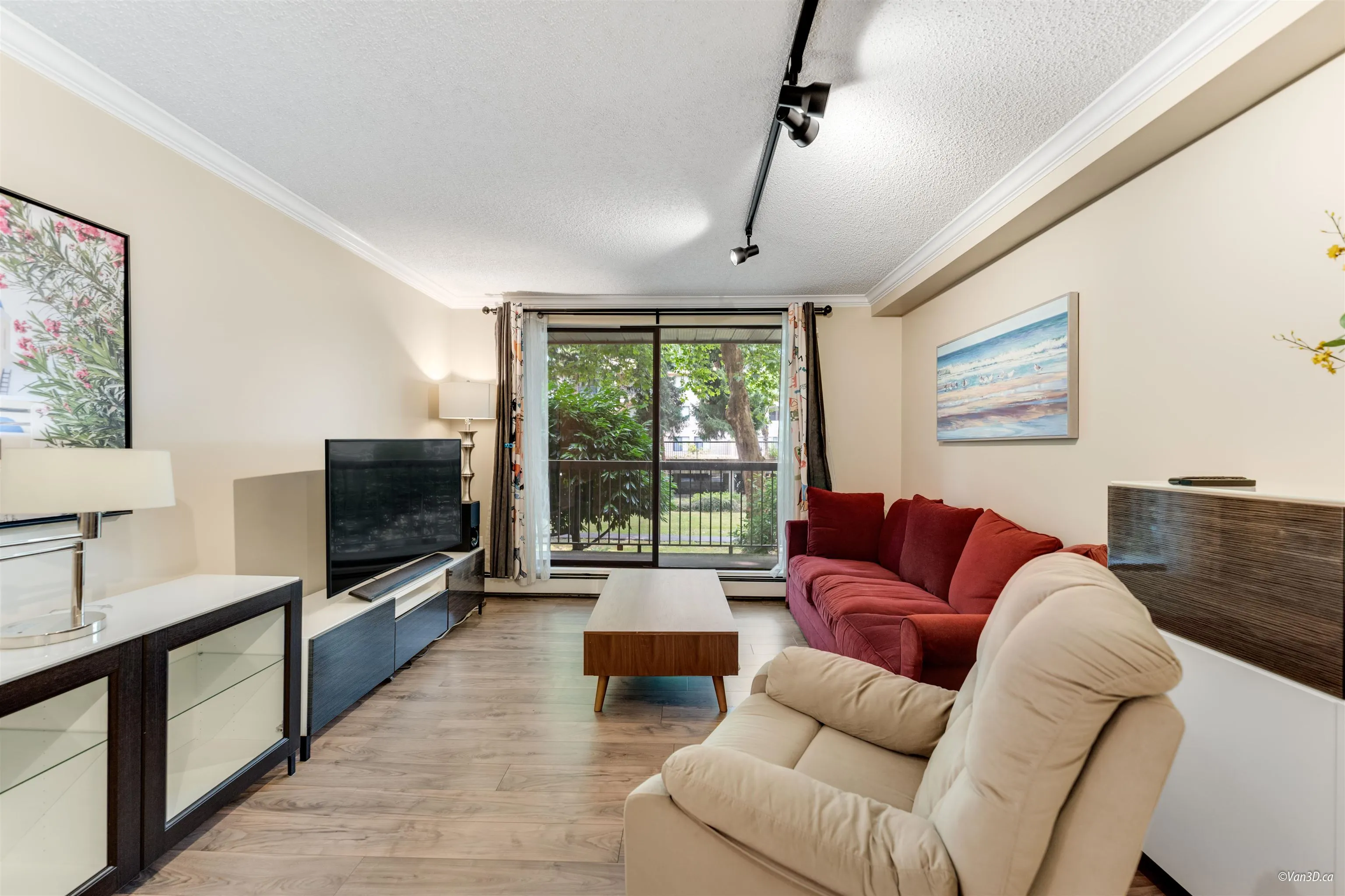 126 8460 Lansdowne Road