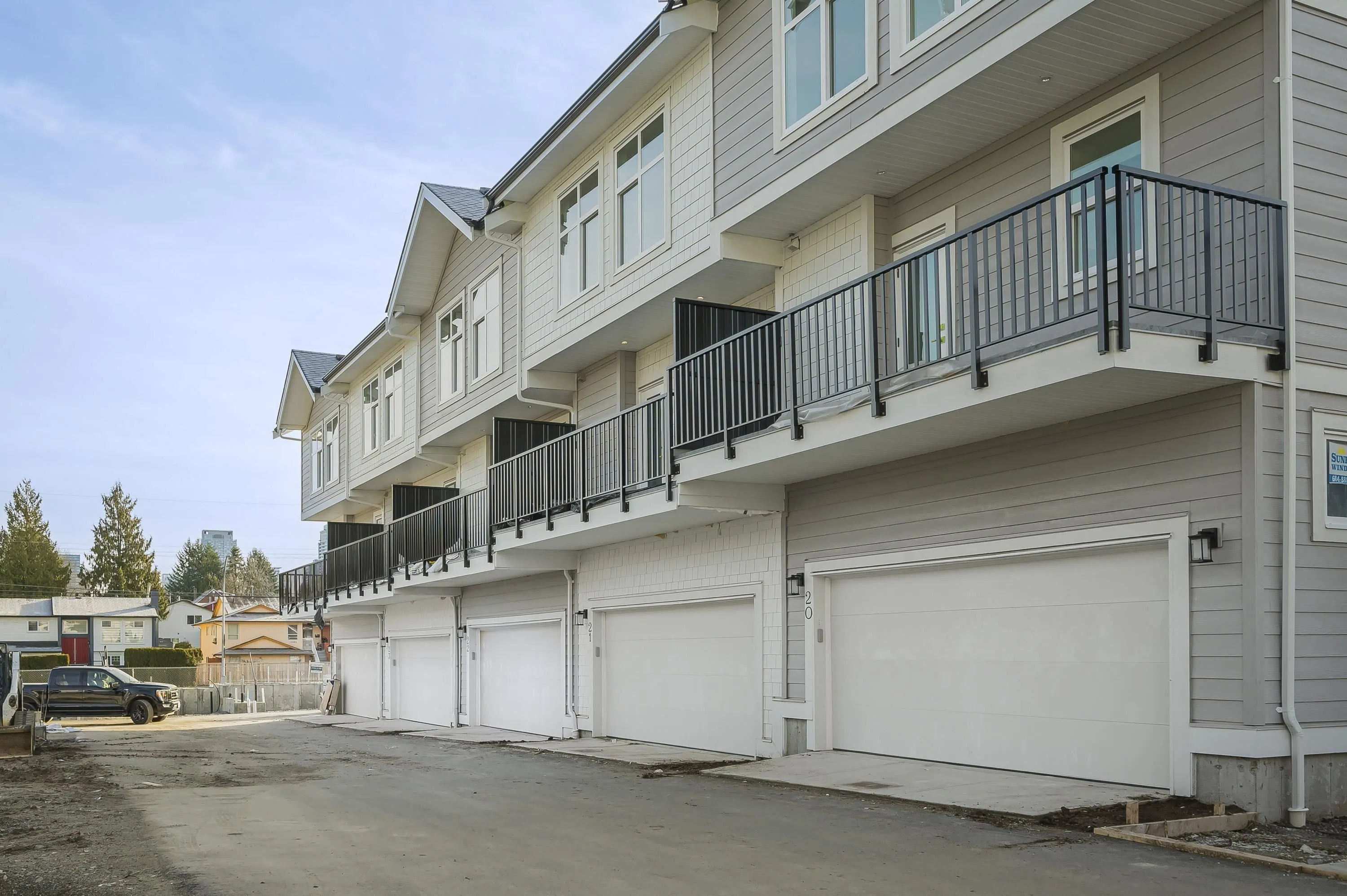 21 12770 105 Avenue