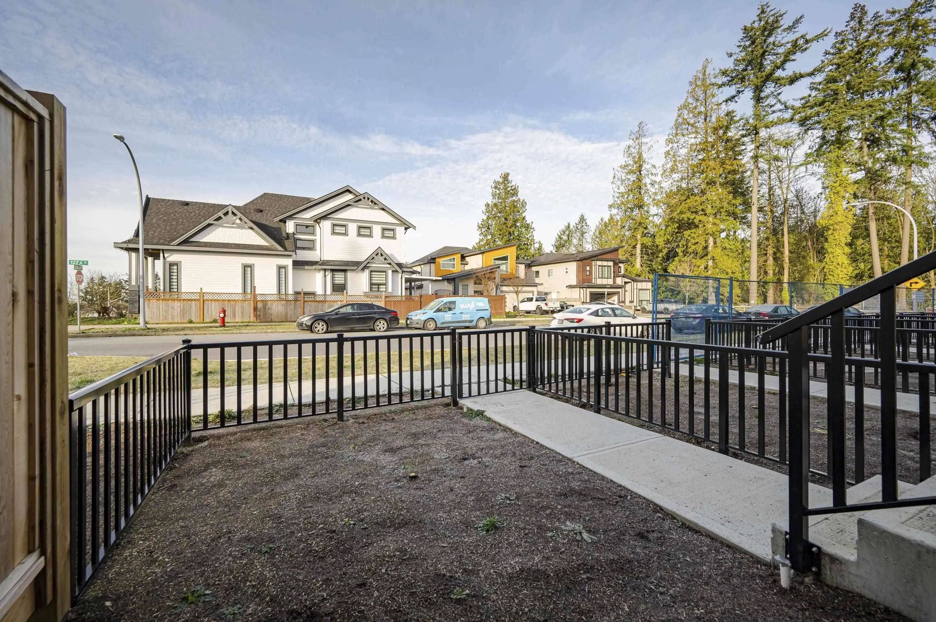 21 12770 105 Avenue