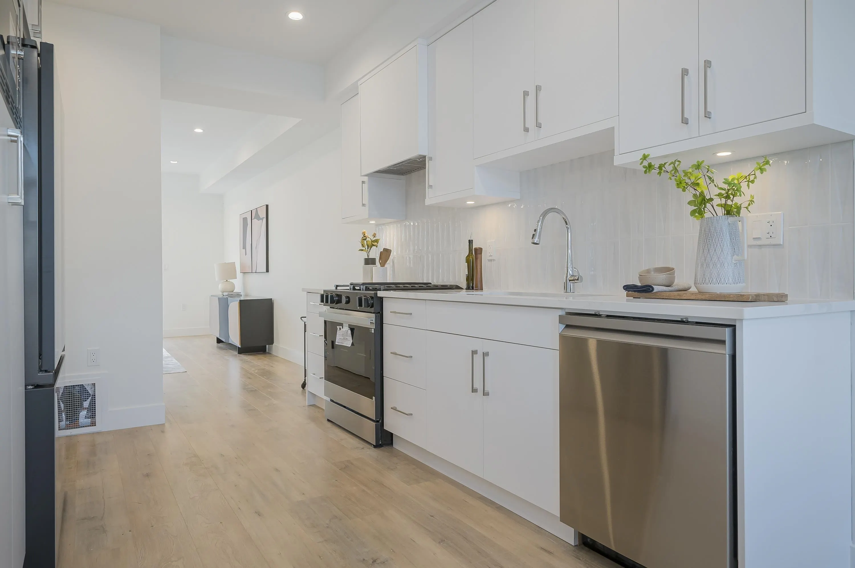 21 12770 105 Avenue