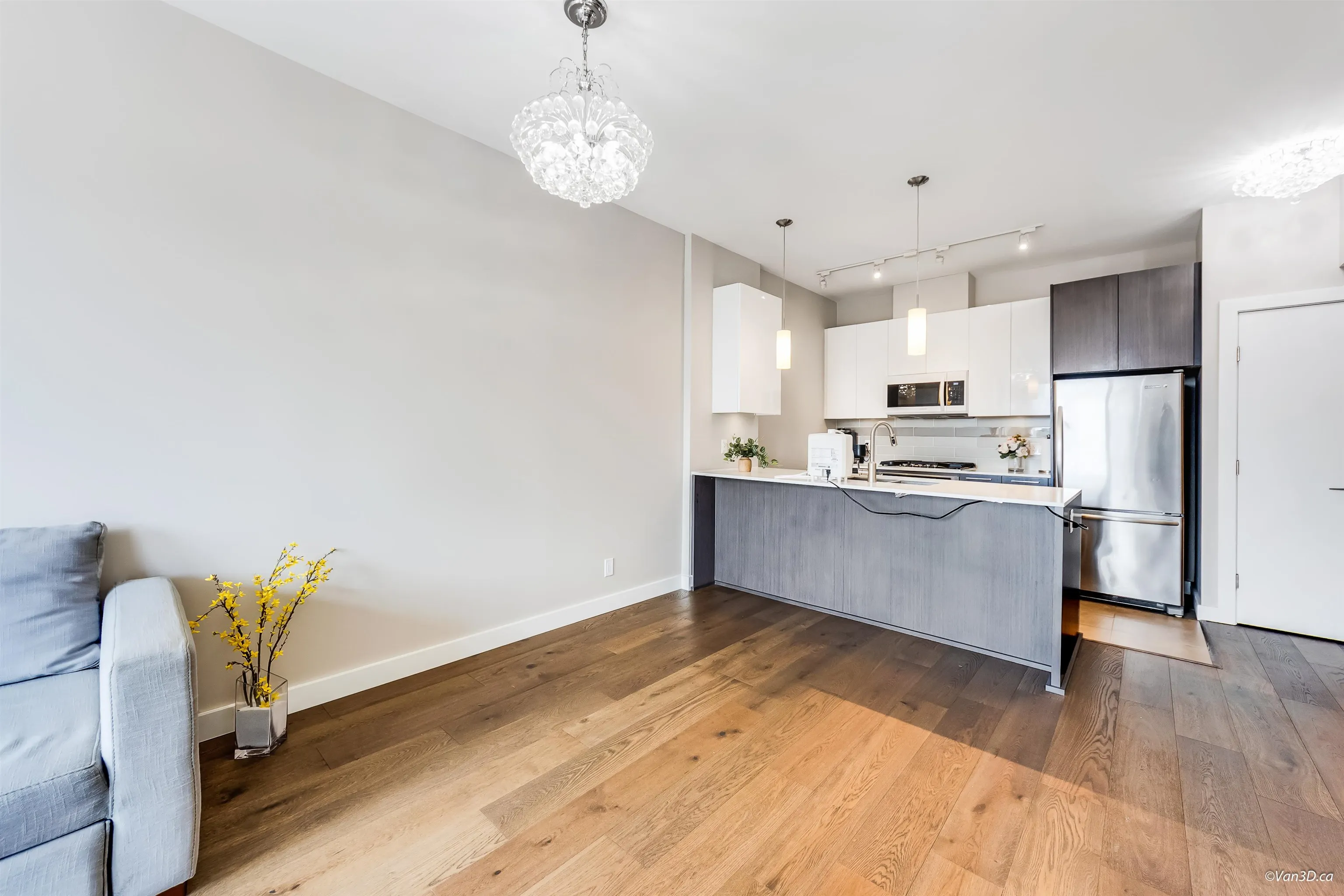 3018 5511 Hollybridge Way