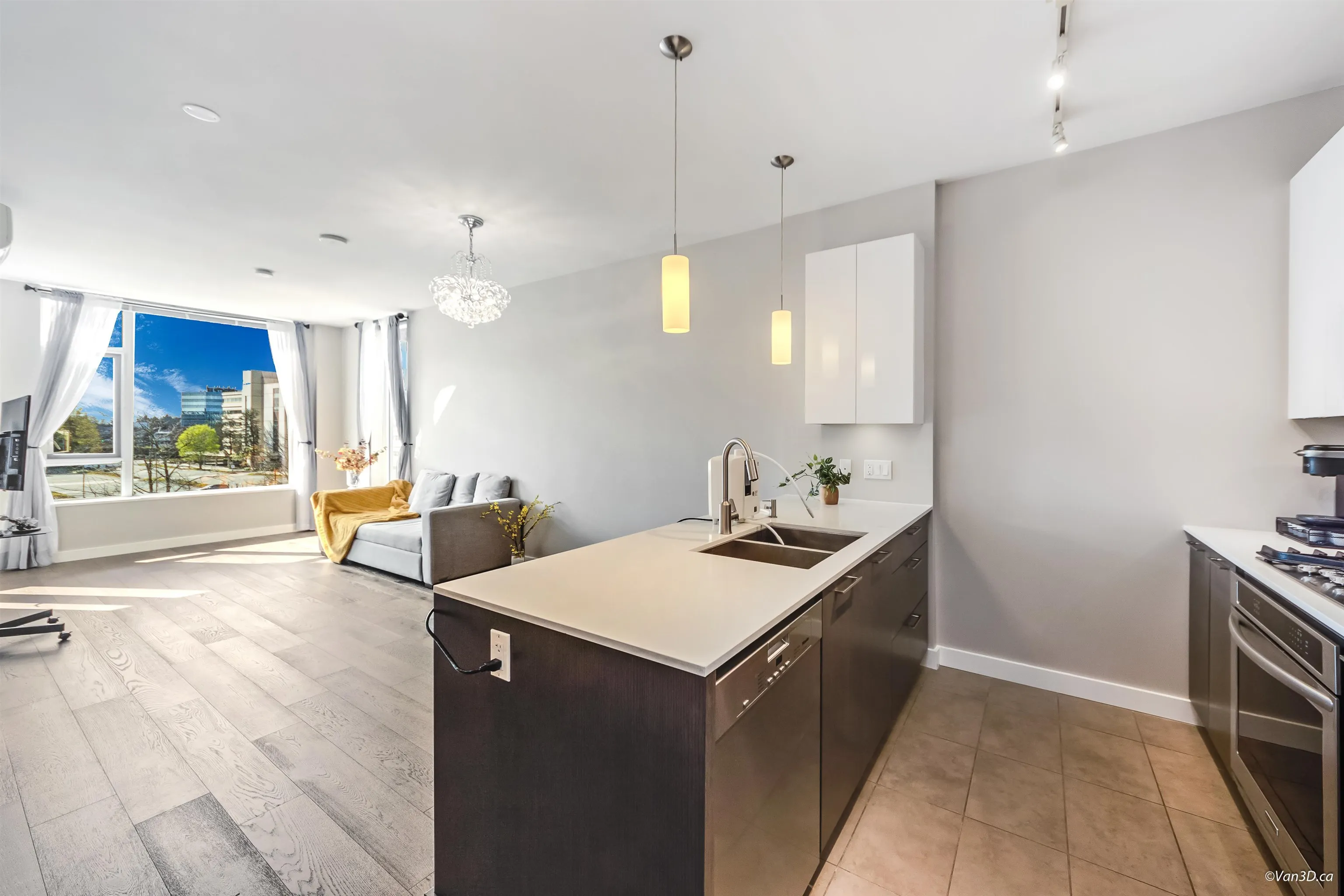 3018 5511 Hollybridge Way