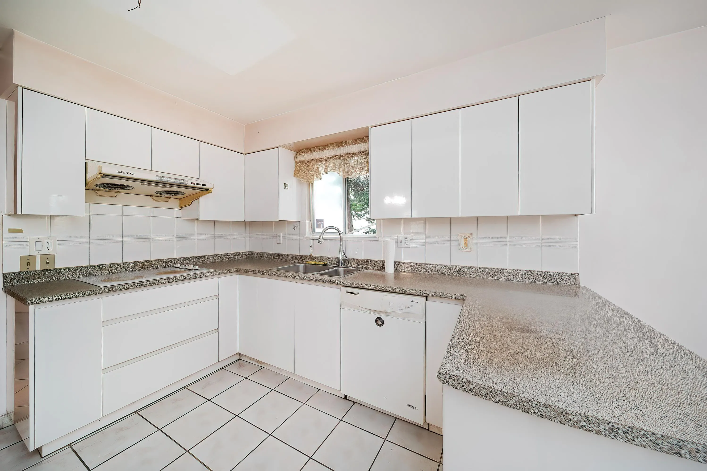7211 Bridlewood Court