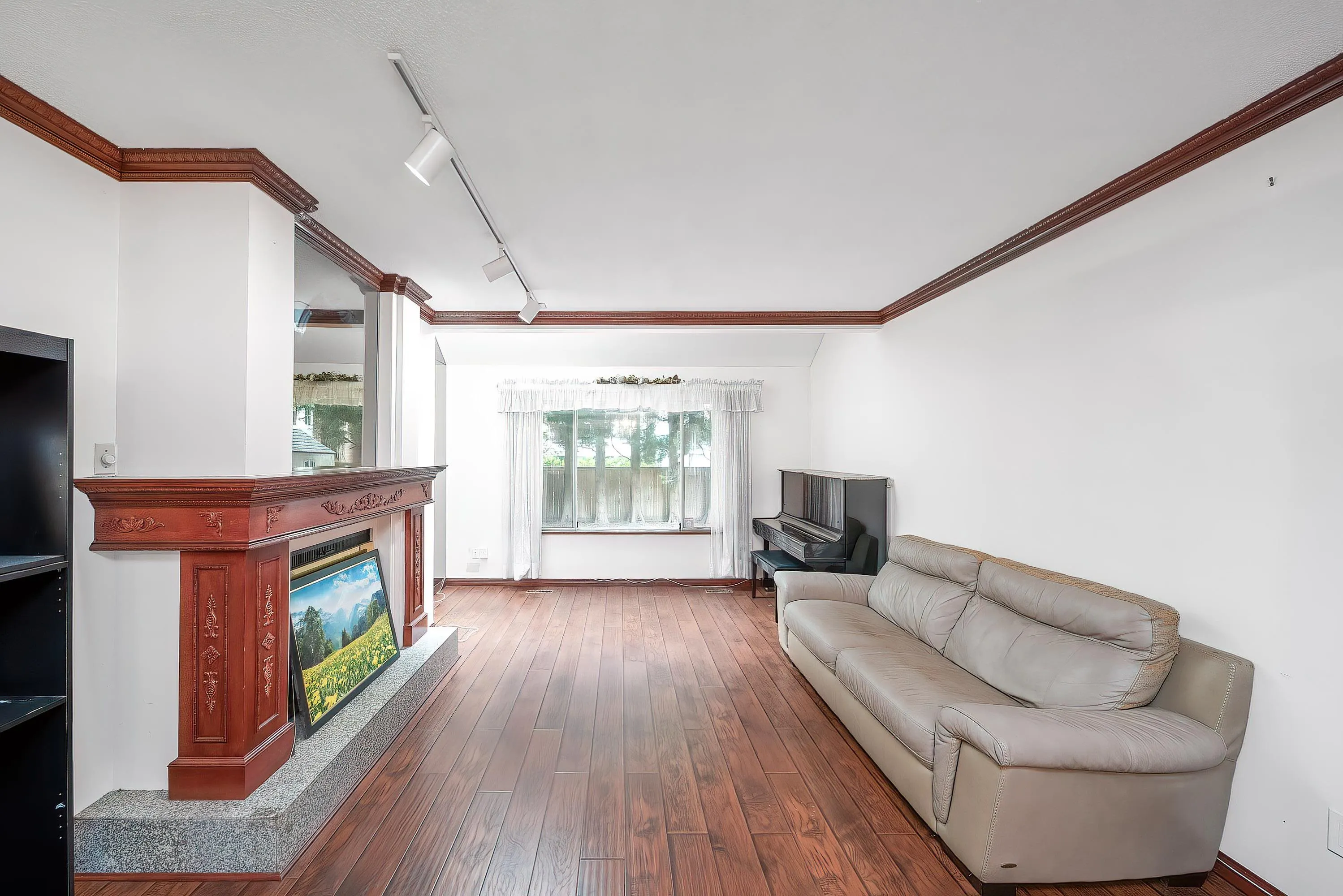 7211 Bridlewood Court