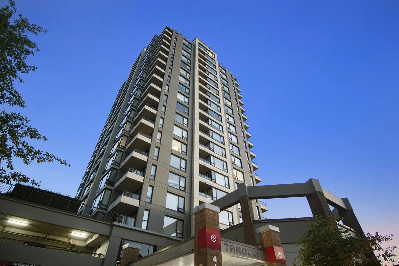 702 4118 Dawson Street