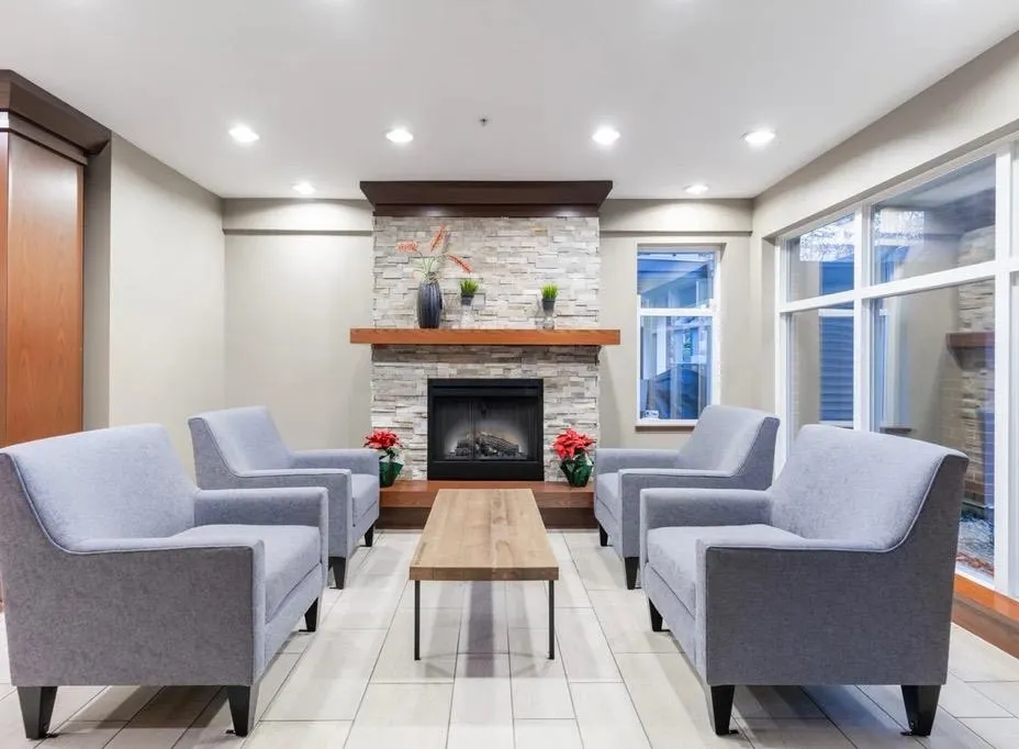 302 4868 Brentwood Drive