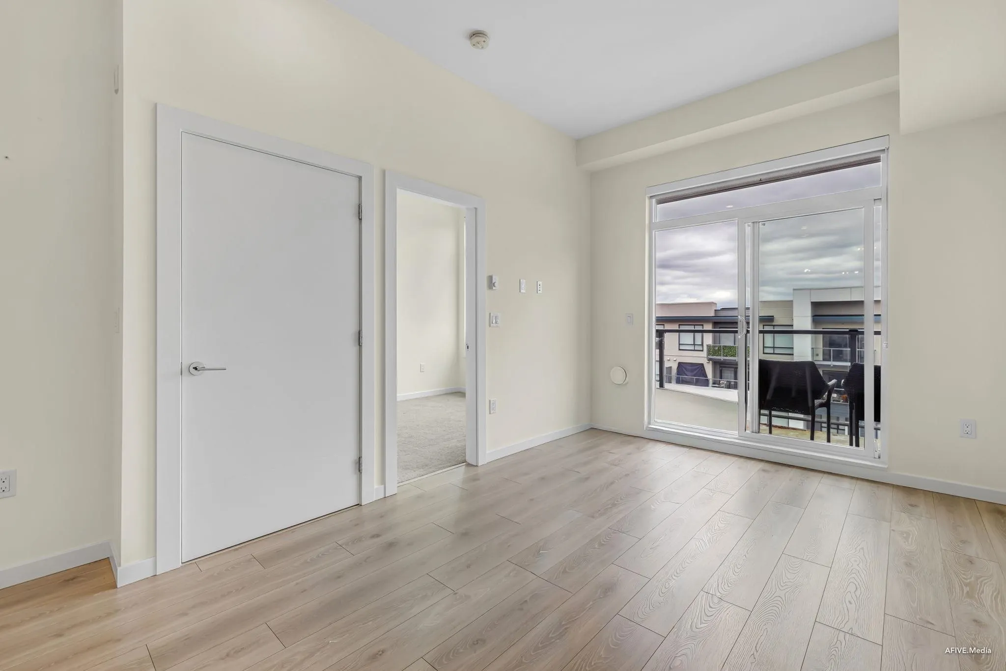 606 7920 206 Street