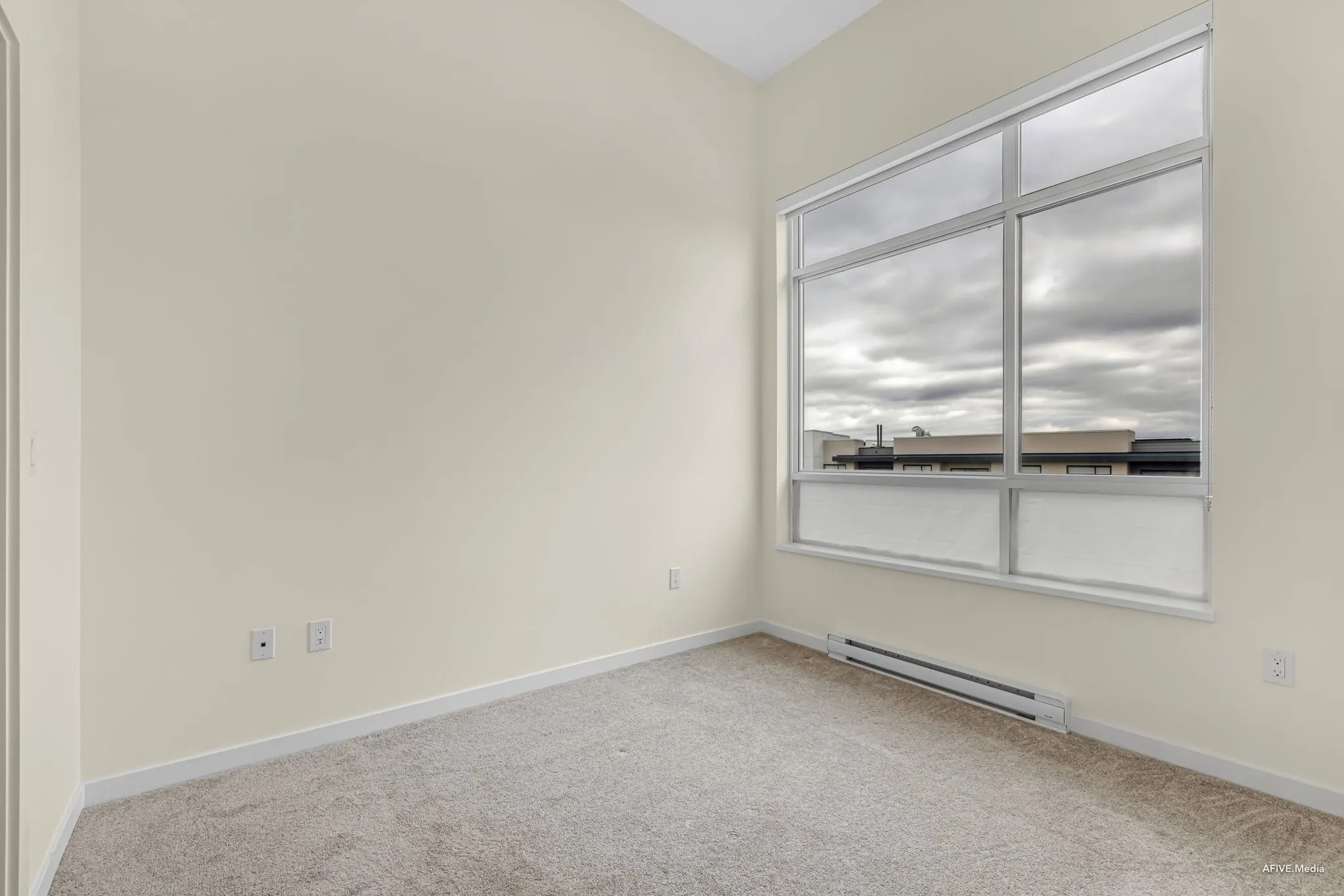 606 7920 206 Street