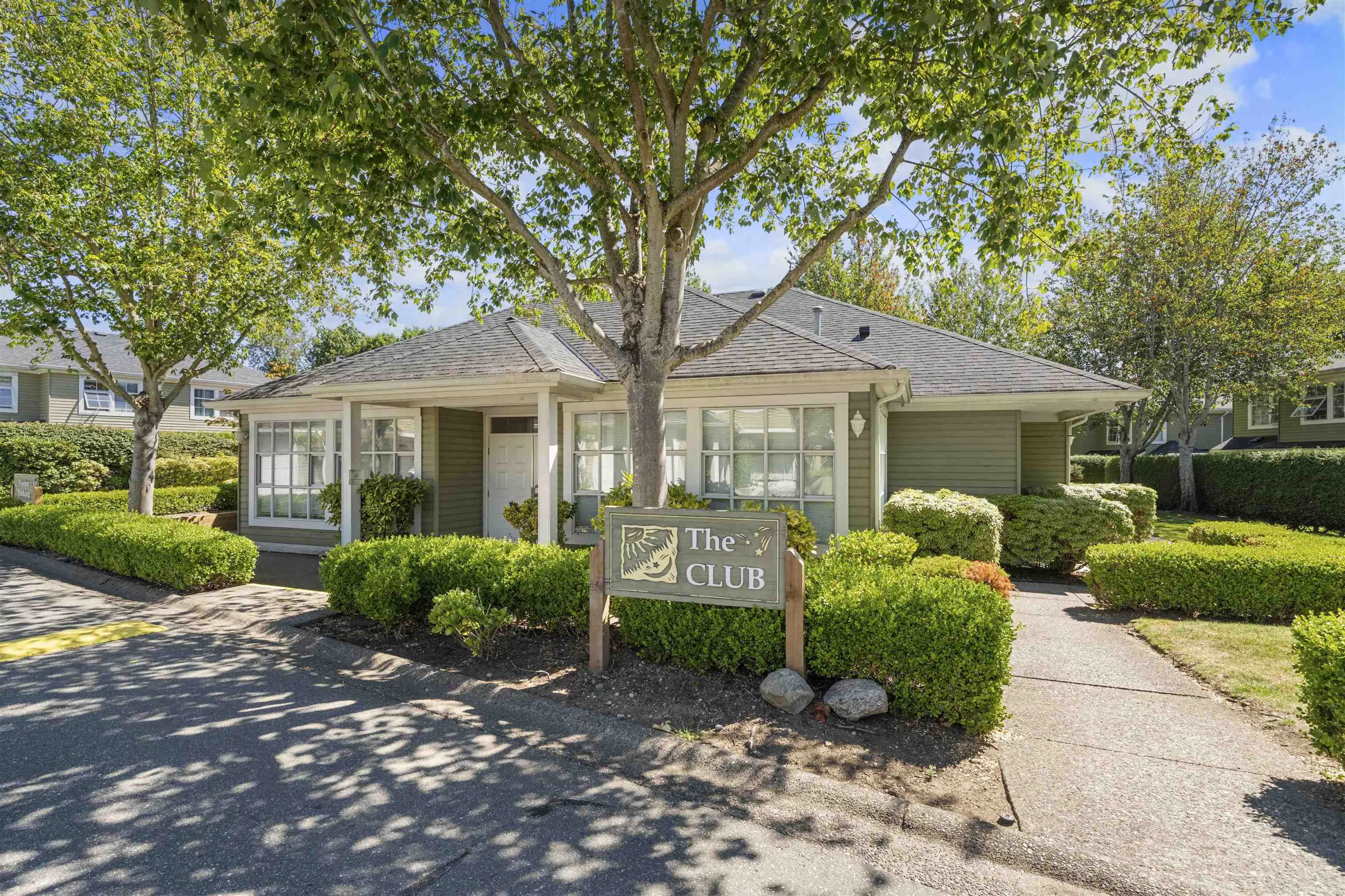 17 8428 Venture Way