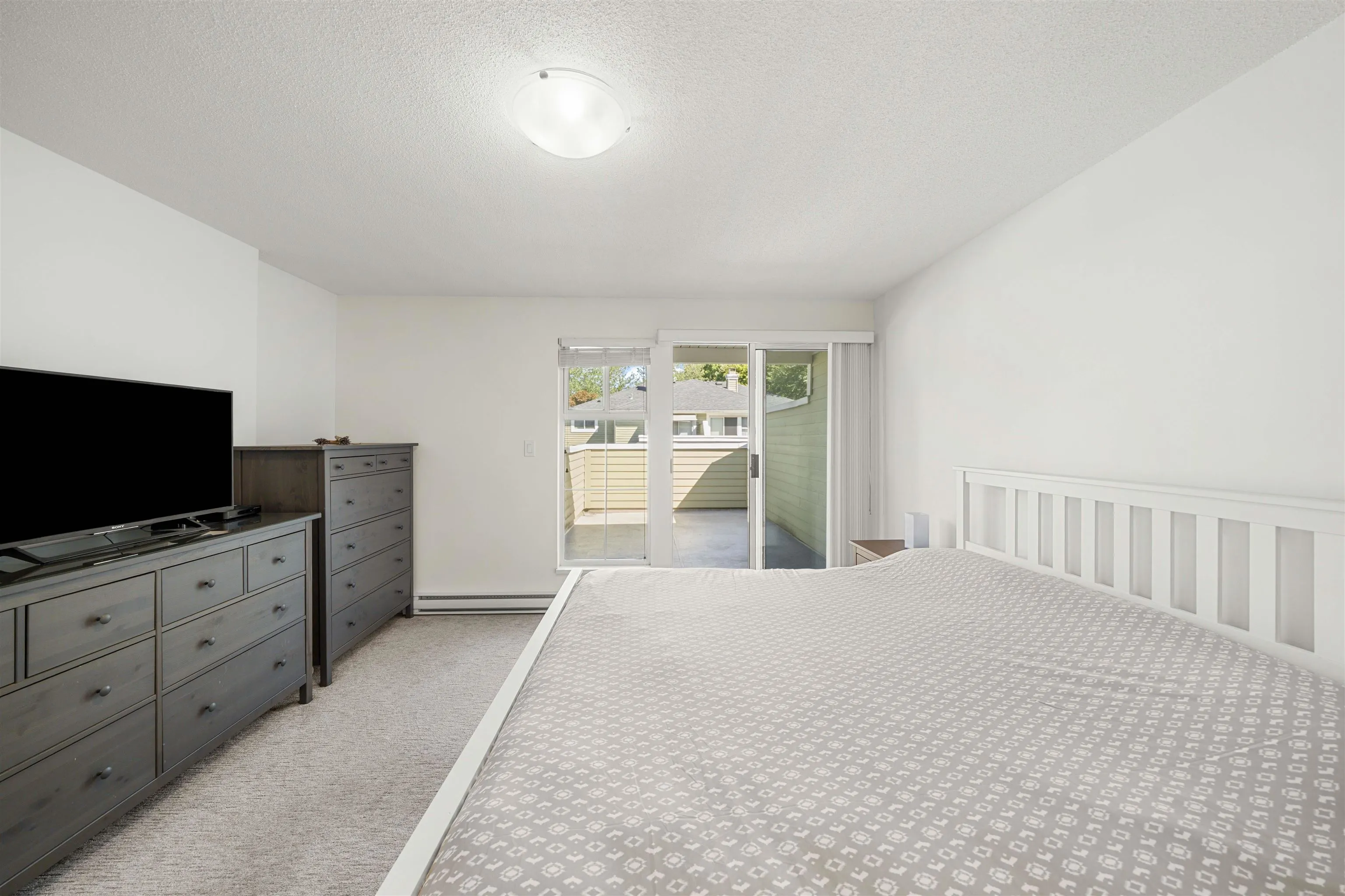 17 8428 Venture Way