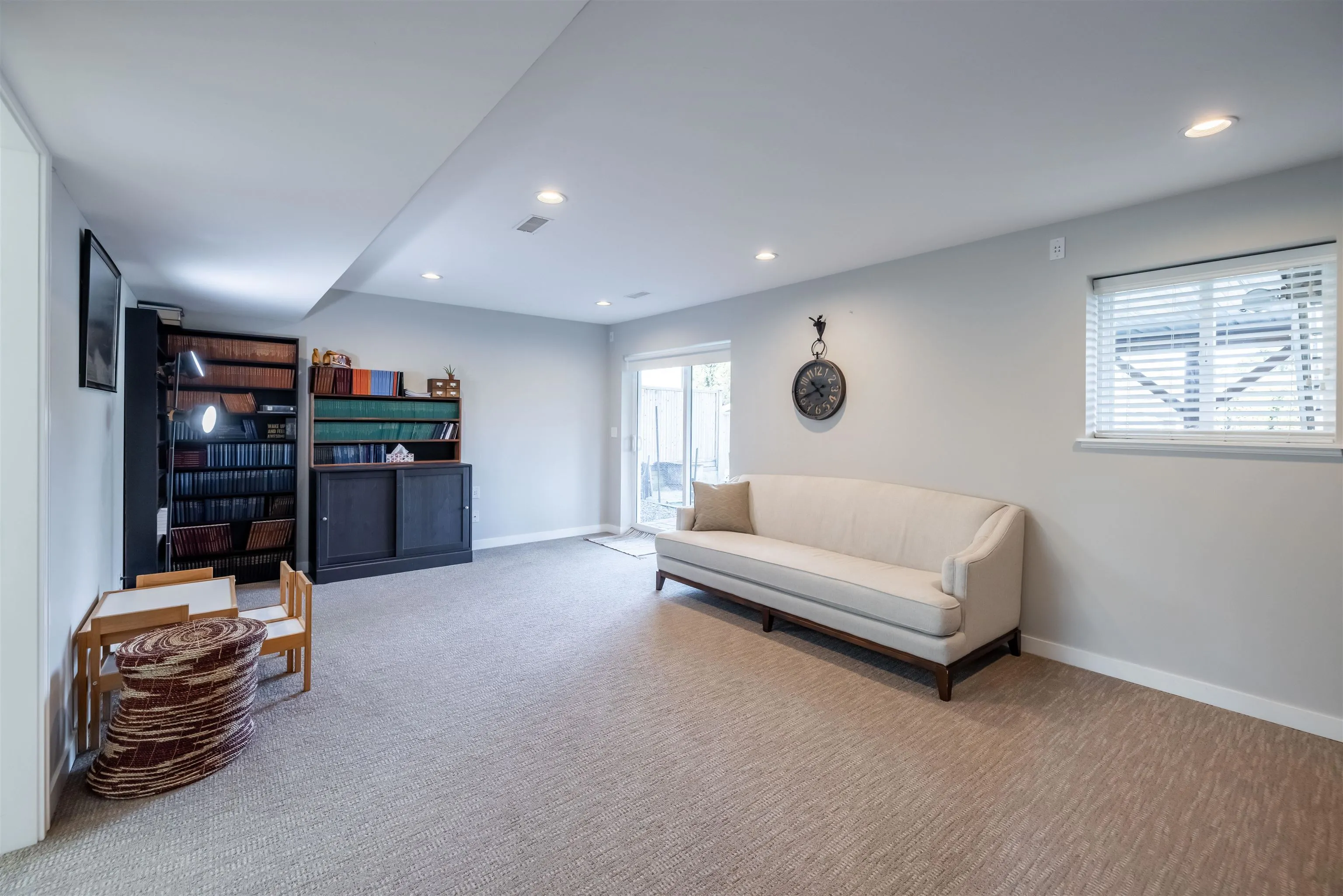 20737 Grade Crescent