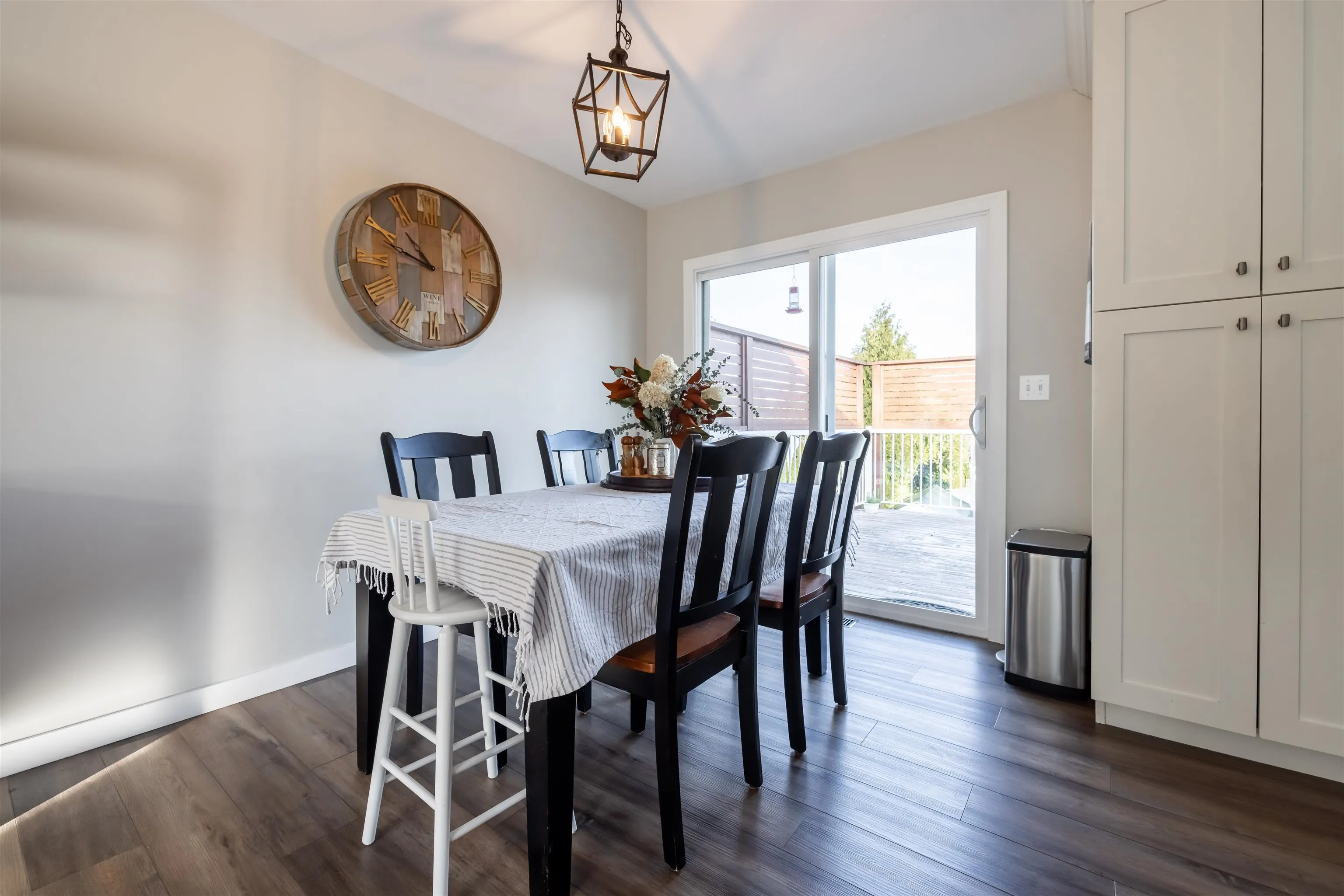 20737 Grade Crescent
