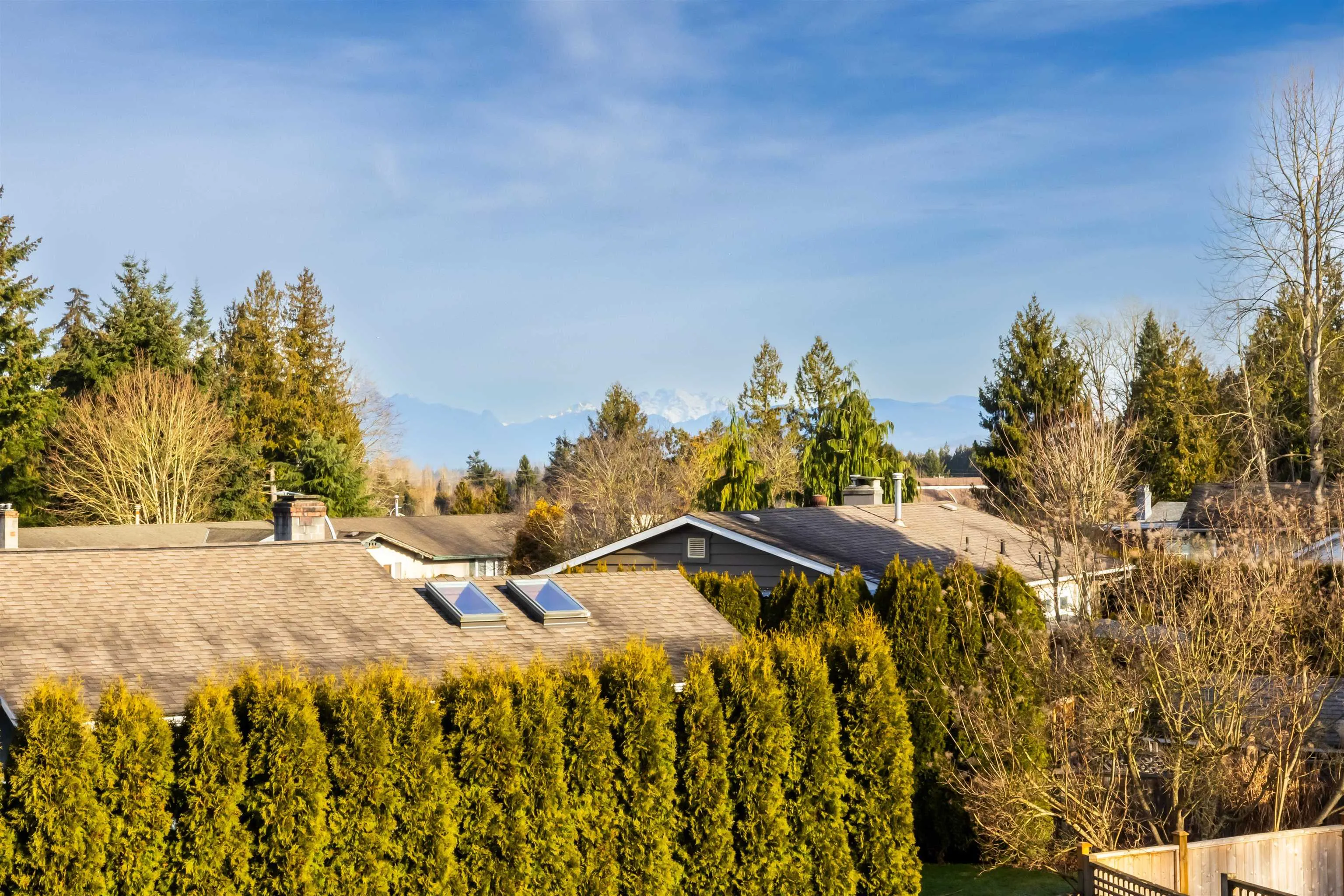 20737 Grade Crescent