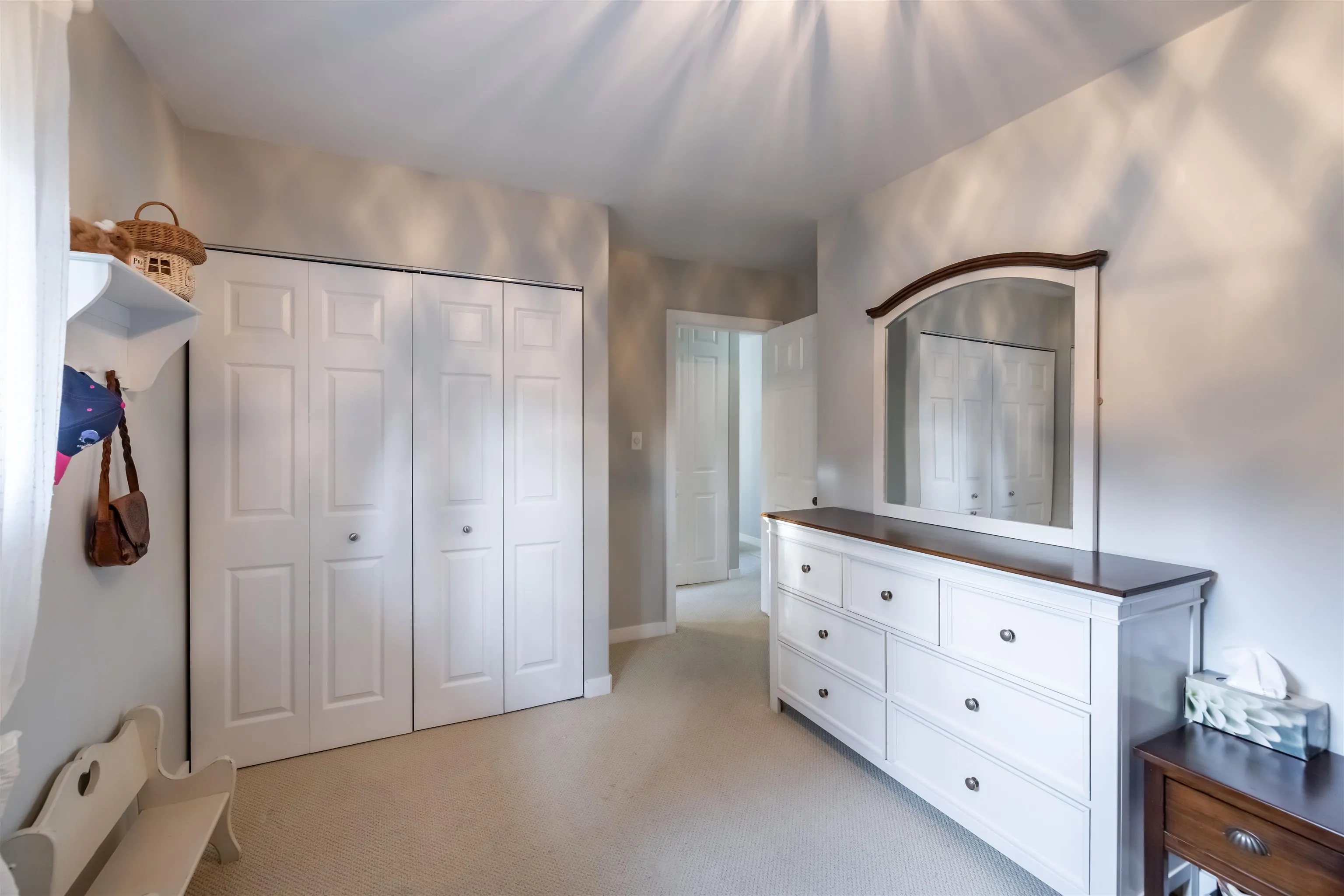 20737 Grade Crescent