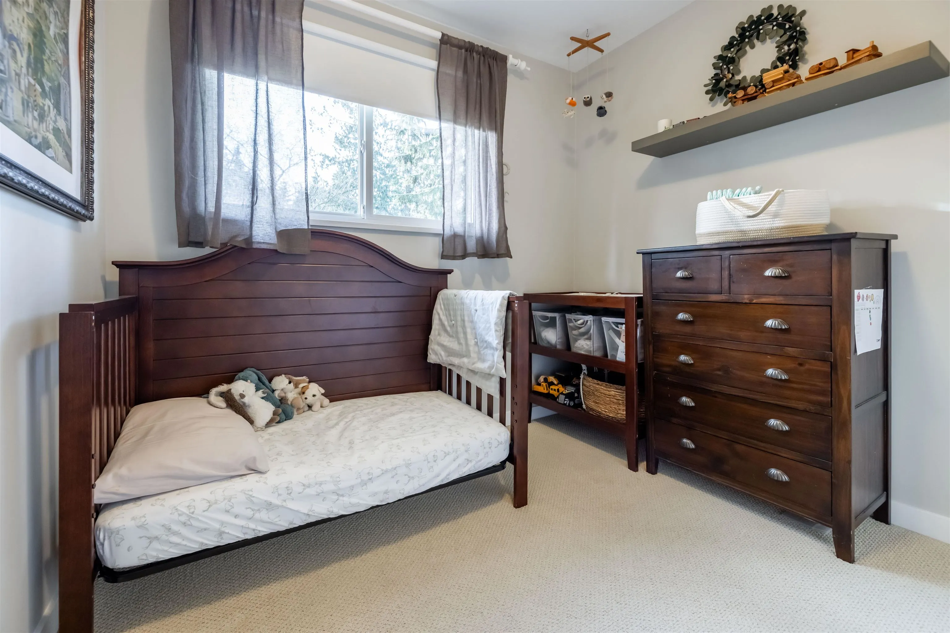 20737 Grade Crescent