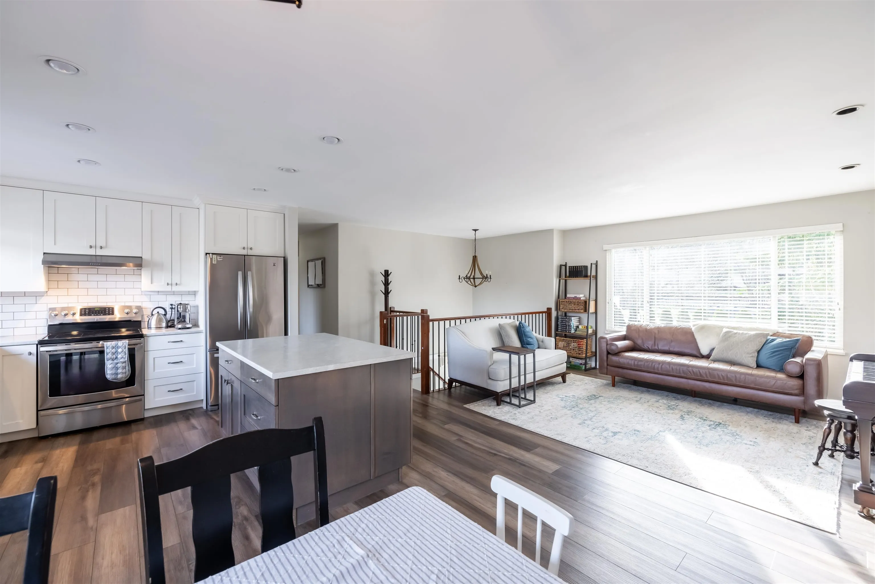 20737 Grade Crescent