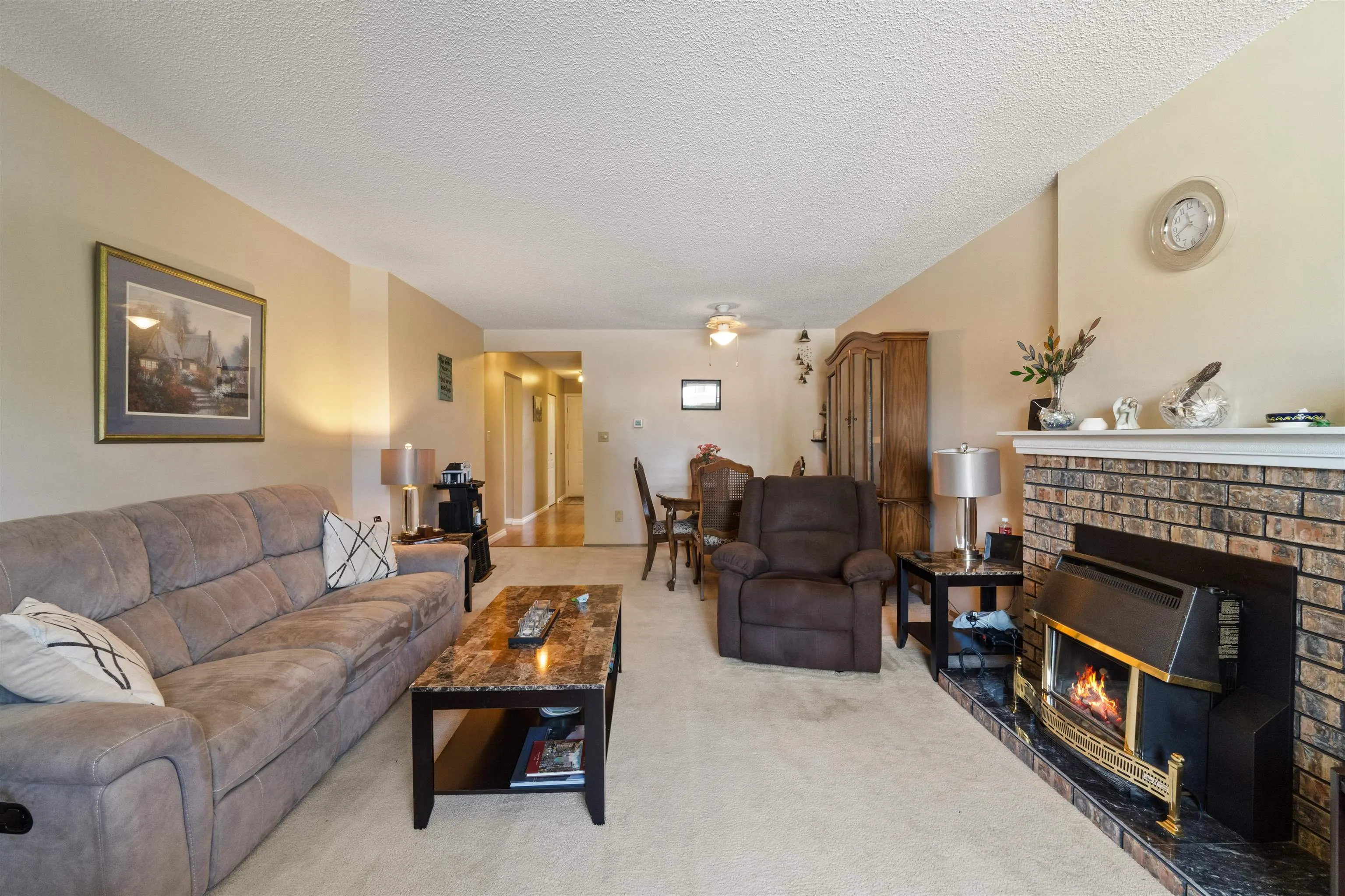 14 19249 Hammond Road