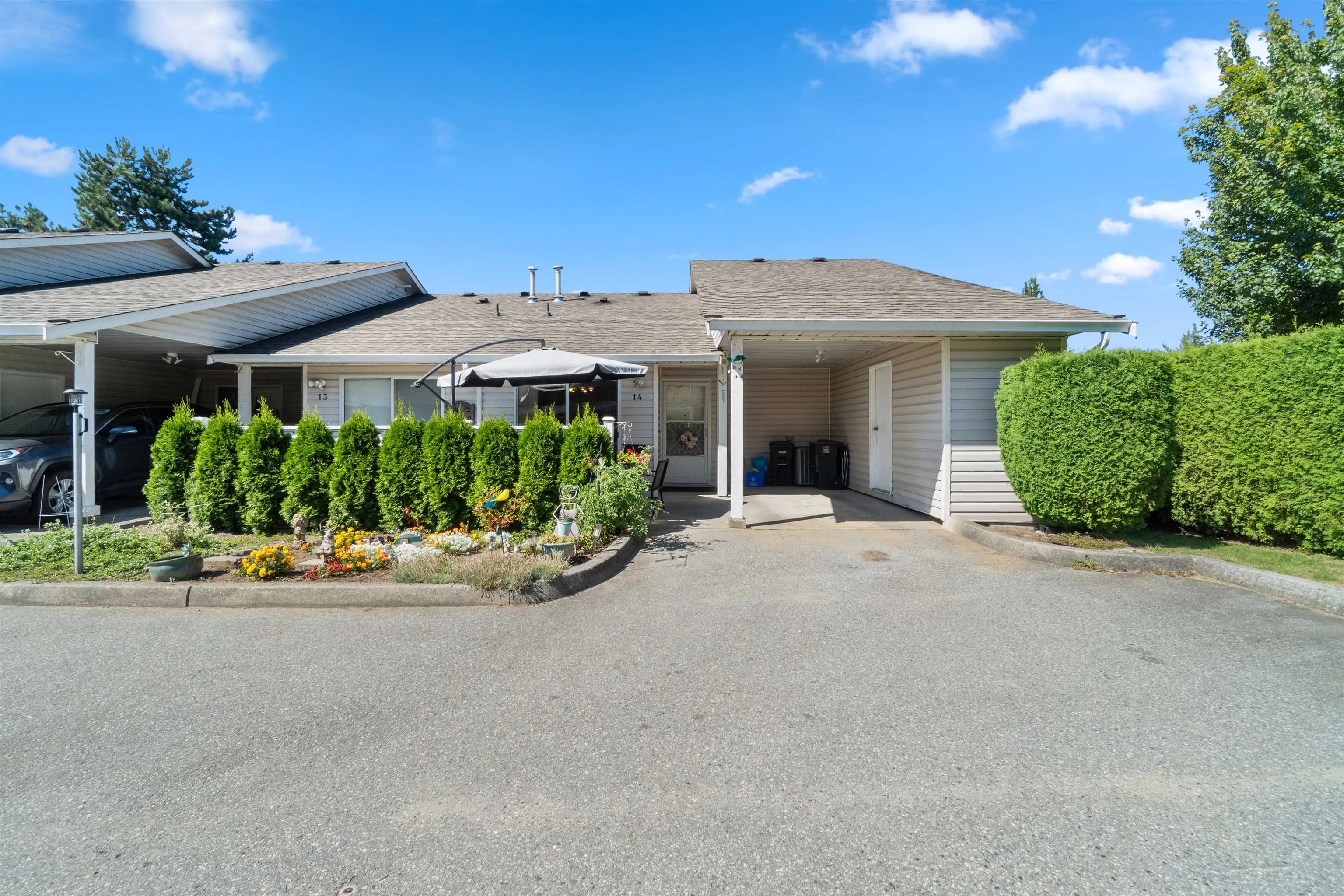 14 19249 Hammond Road