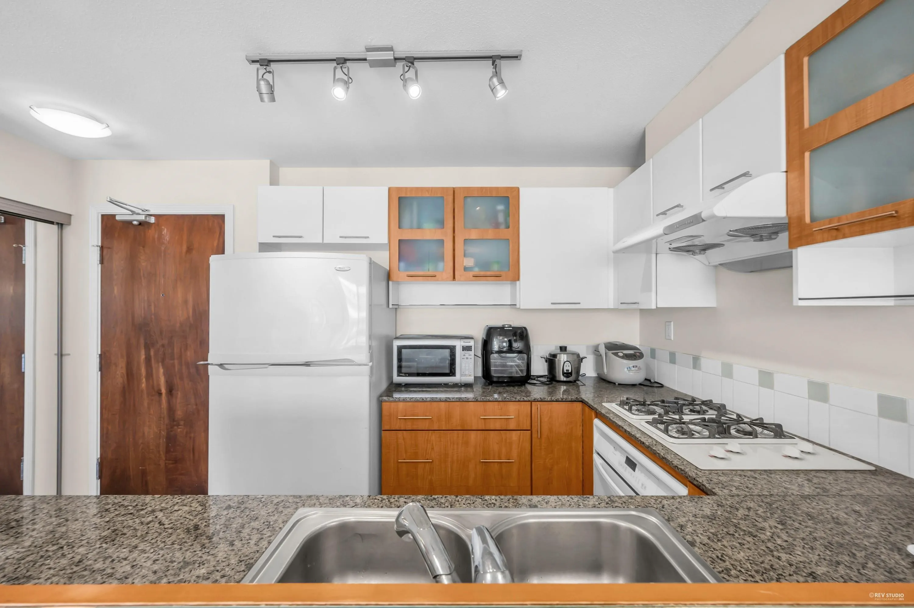 1708 7831 Westminster Highway
