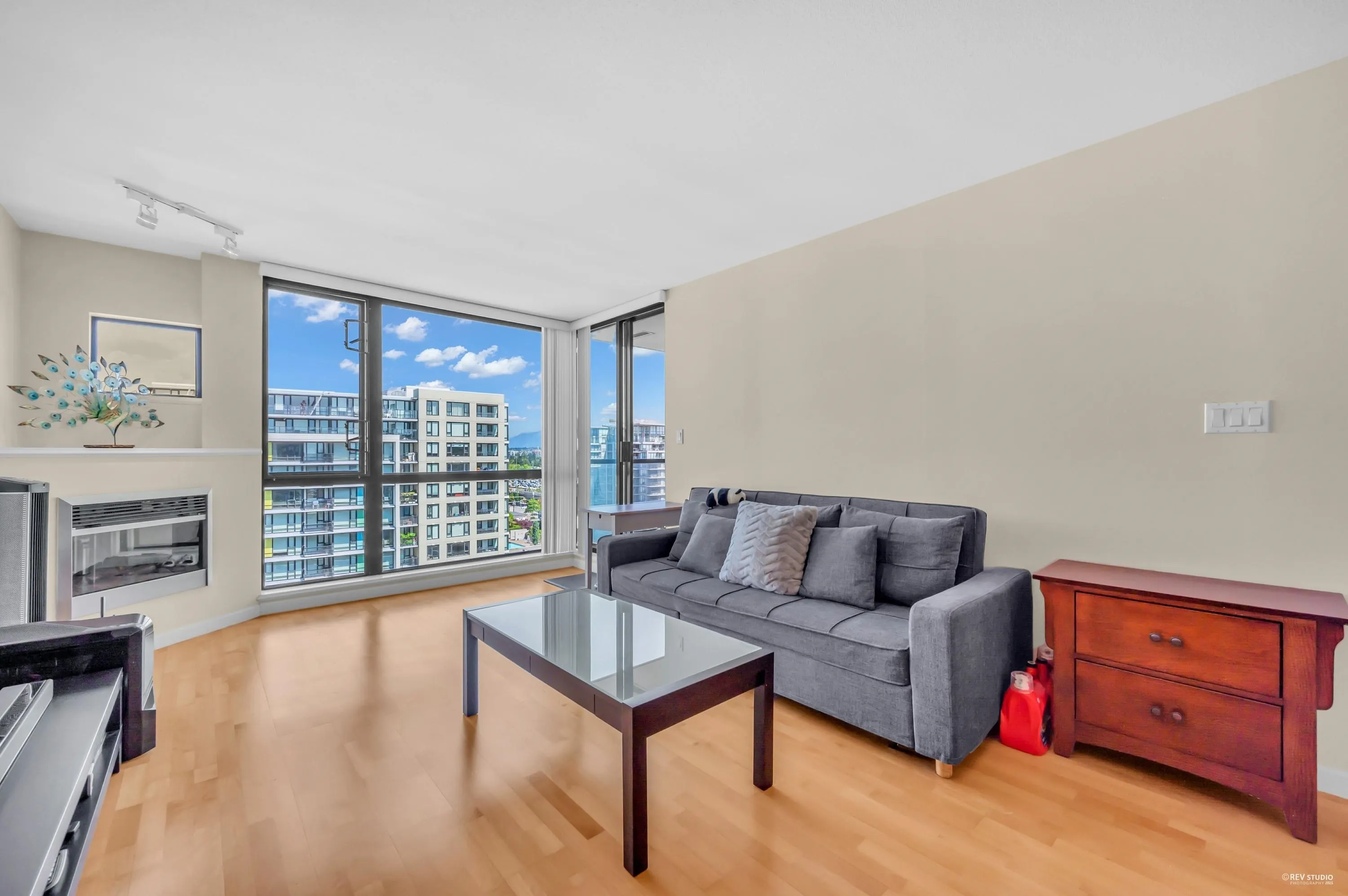 1708 7831 Westminster Highway