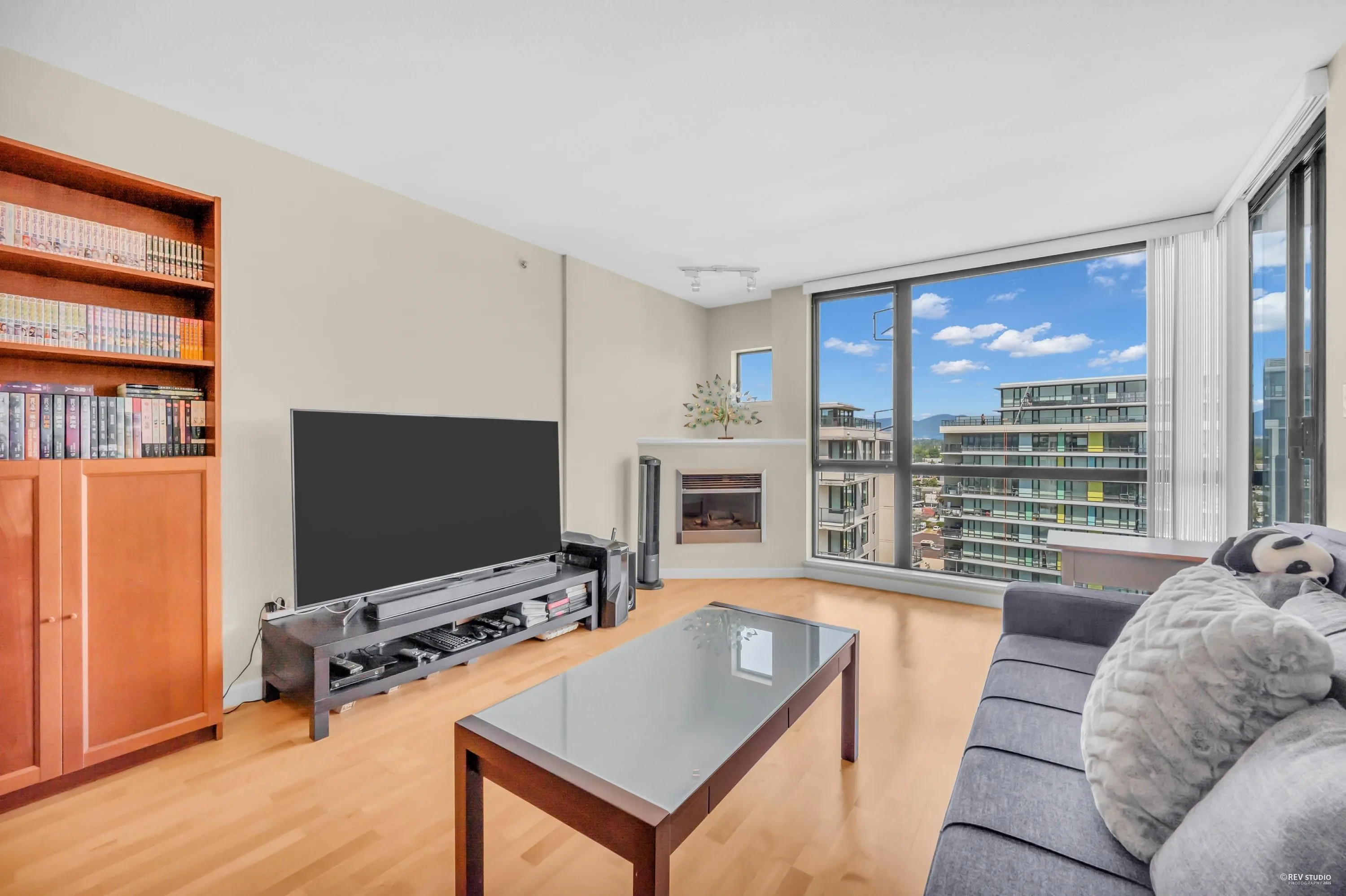 1708 7831 Westminster Highway