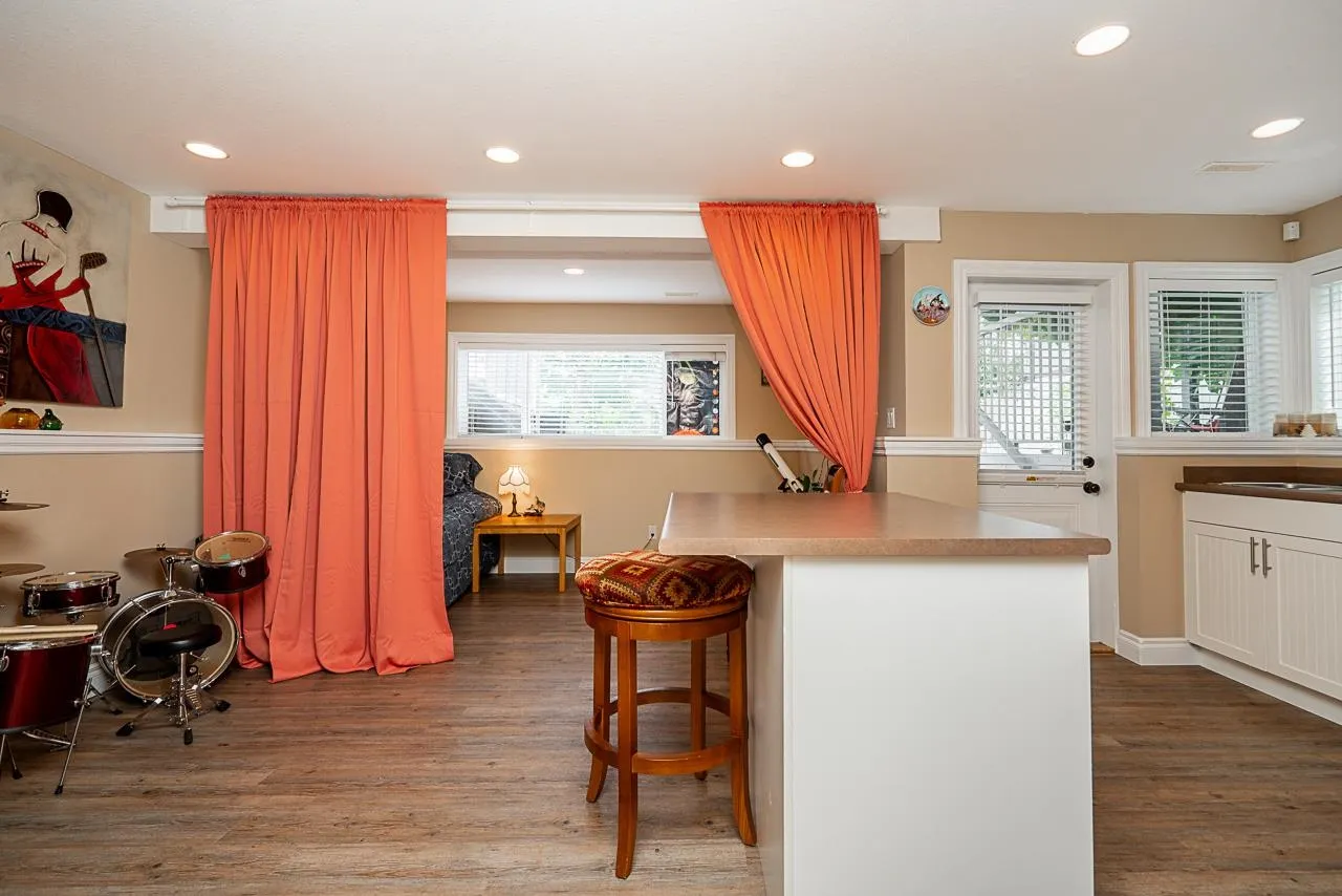 6544 Lavender Place