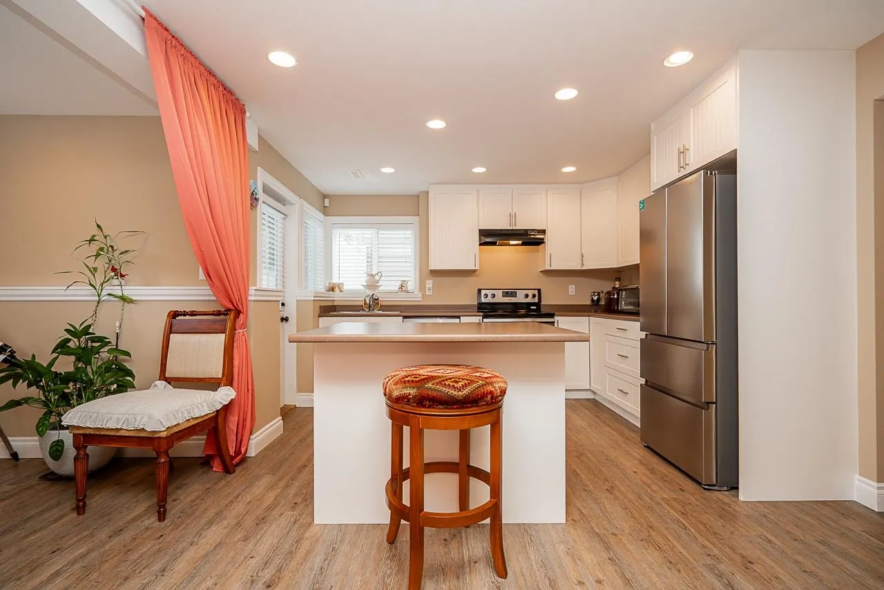 6544 Lavender Place