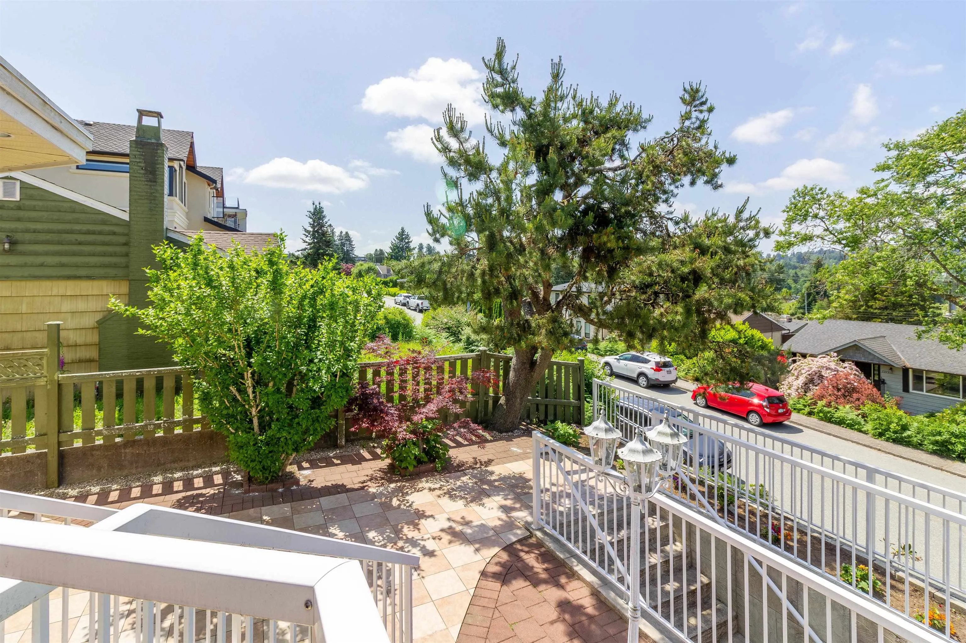 7286 Barnet Road