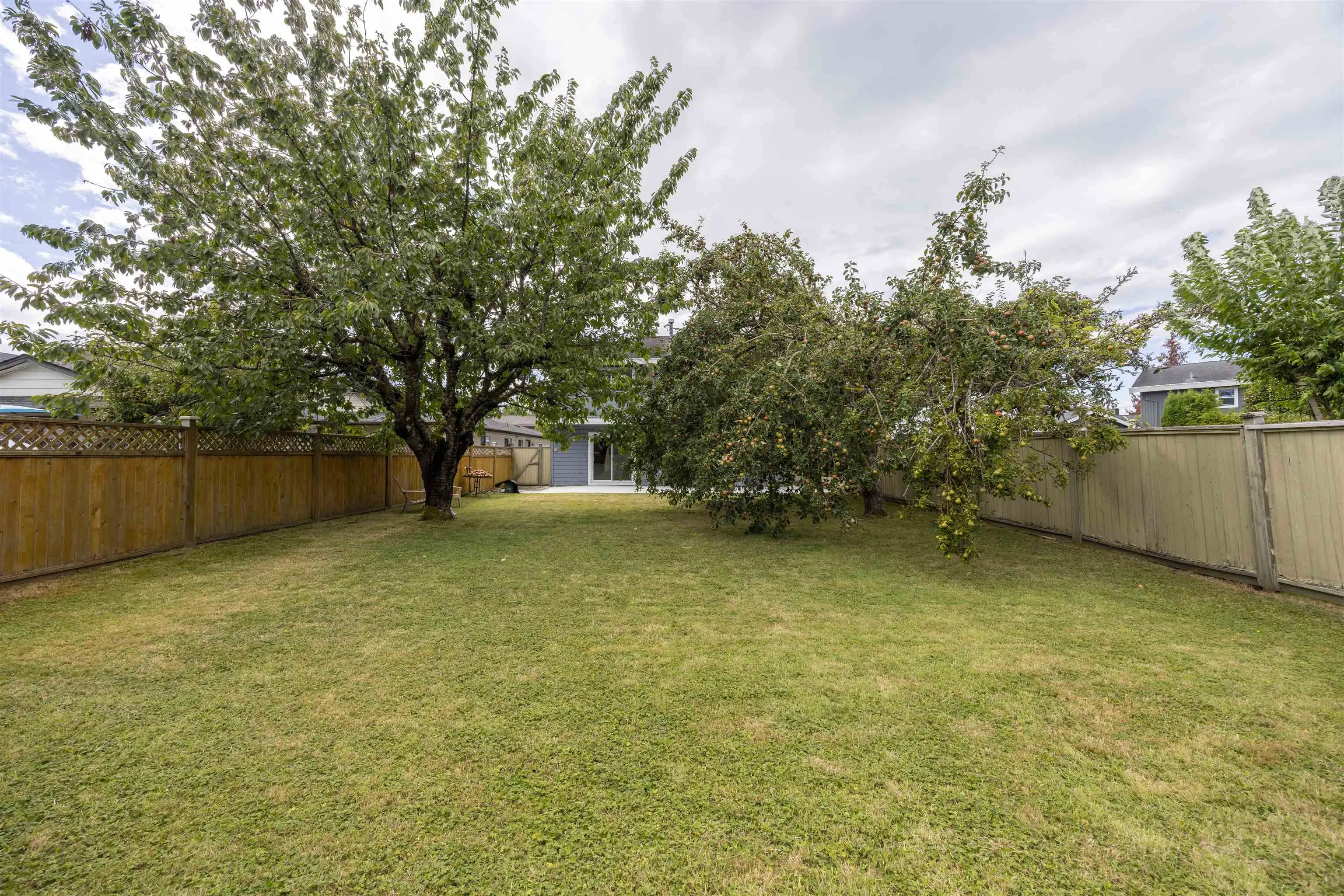 10548 Canso Crescent