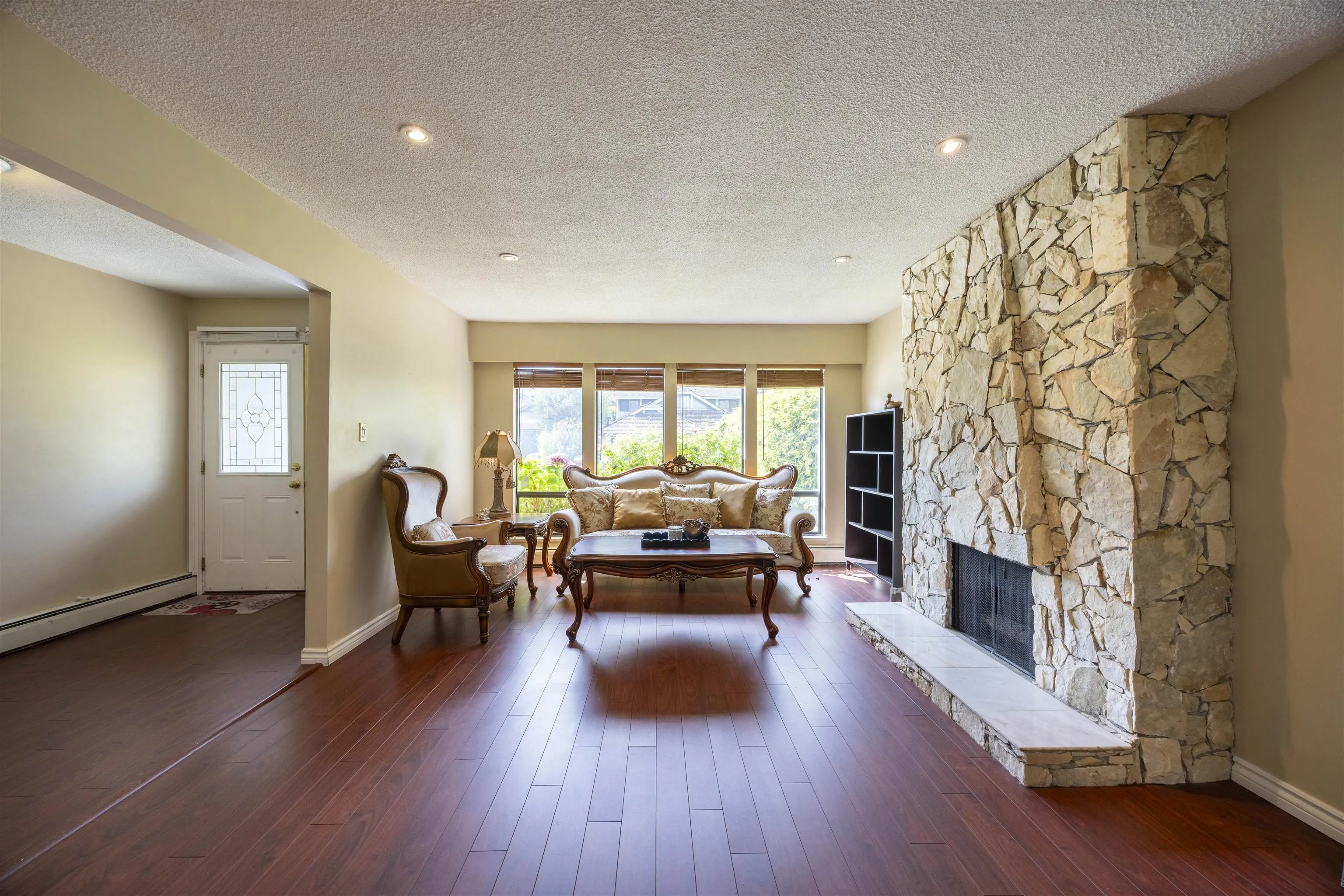 10548 Canso Crescent