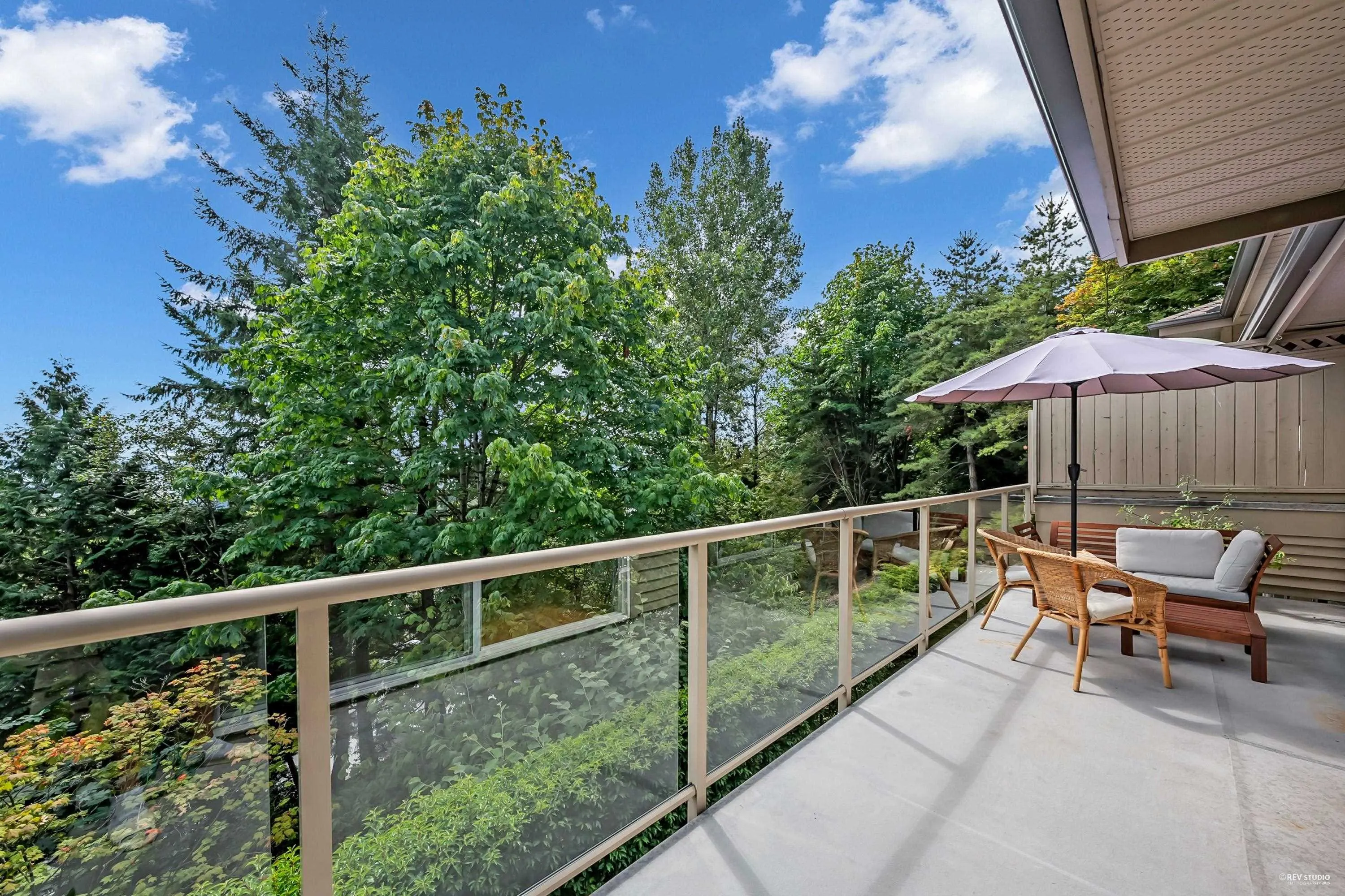 87 2979 Panorama Drive