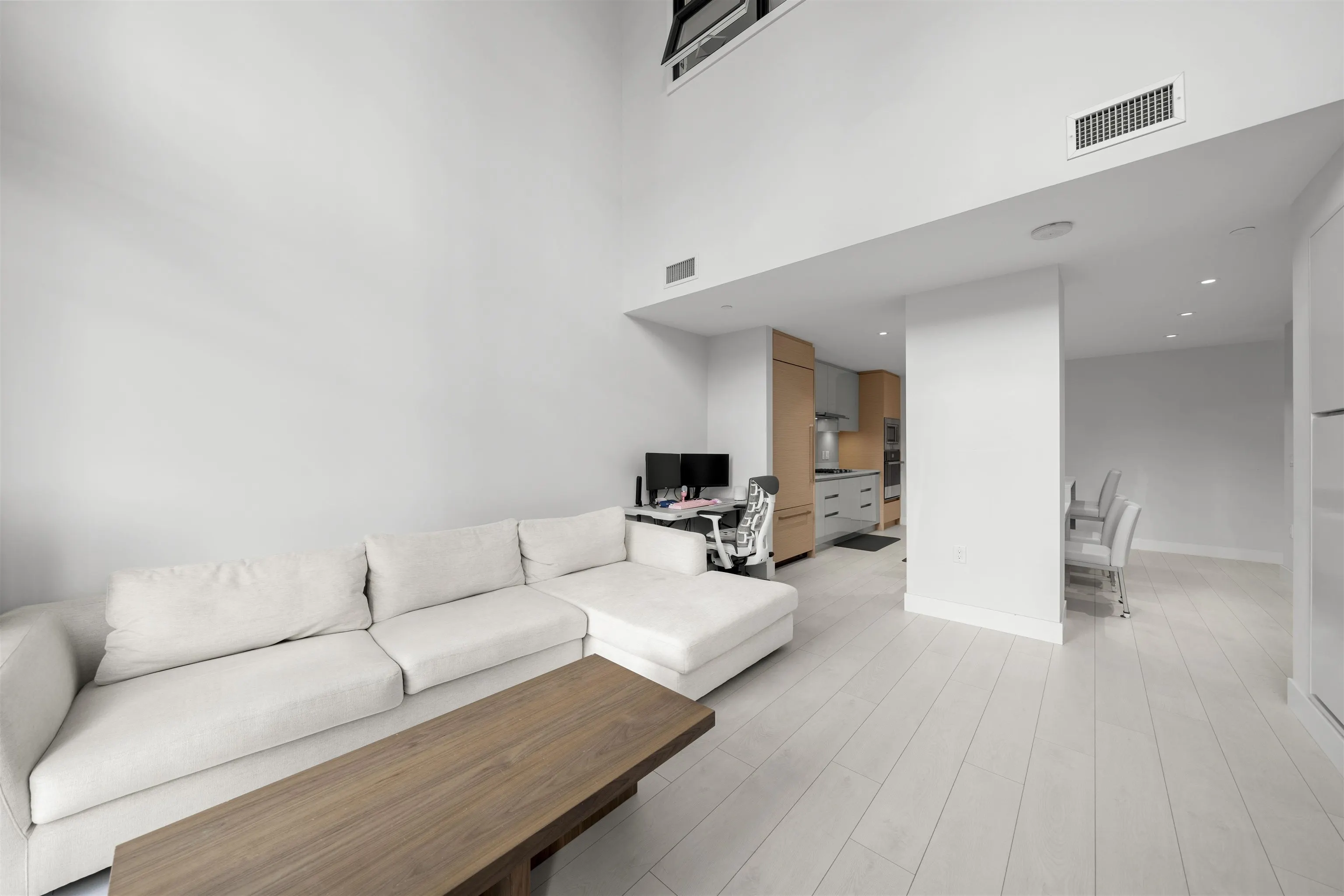 3542 Sawmill Crescent