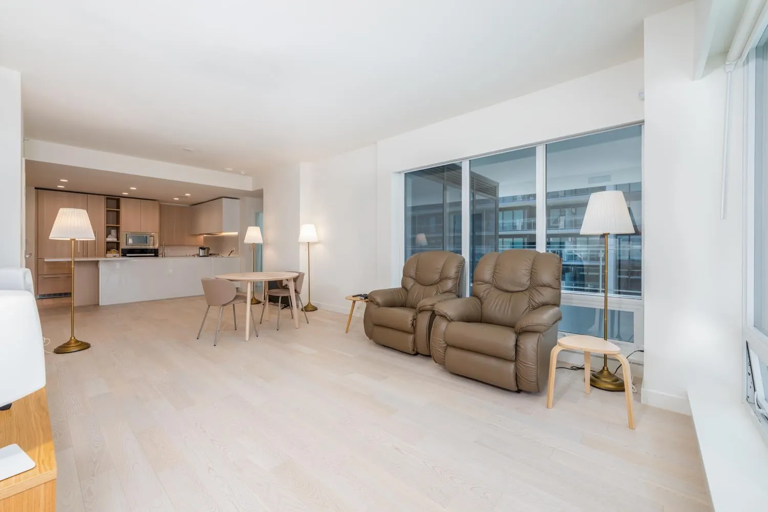 512 6833 Pearson Way
