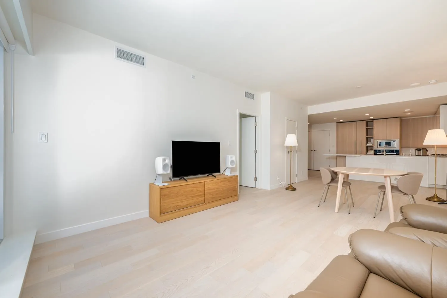512 6833 Pearson Way