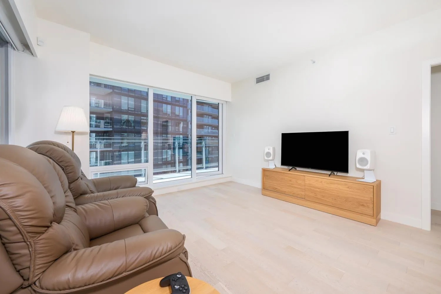 512 6833 Pearson Way