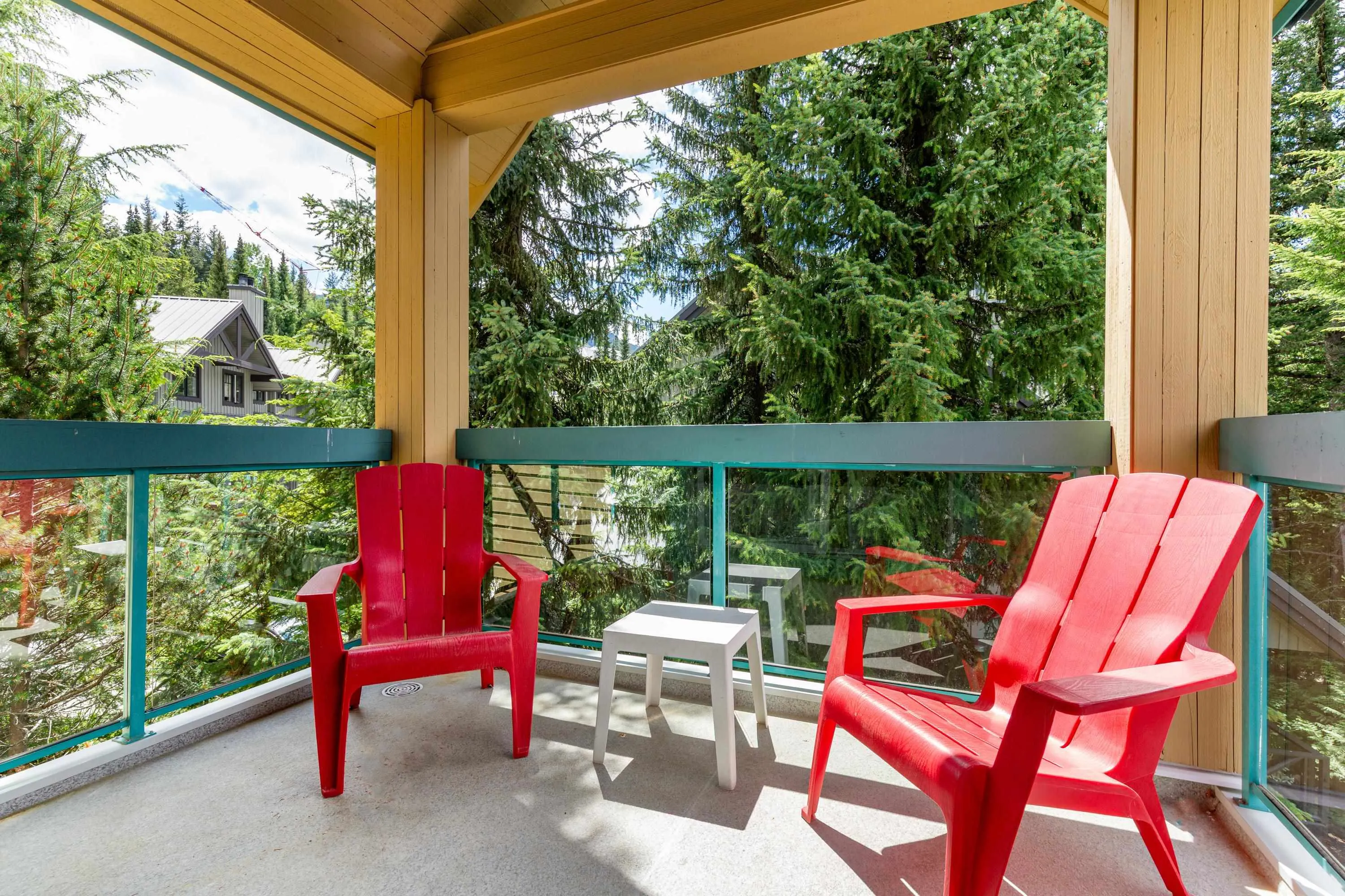 208 4865 Painted Cliff Road