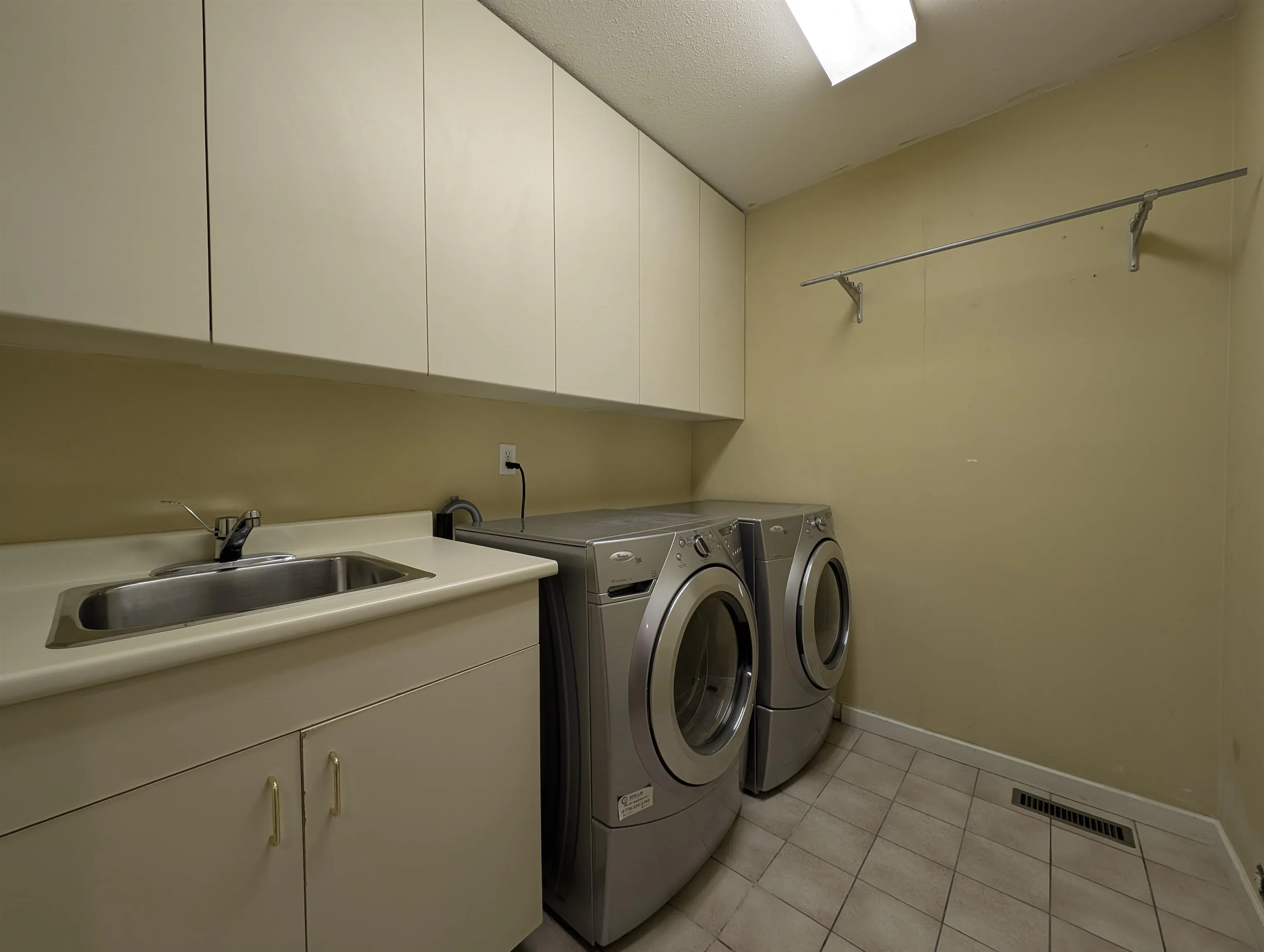 3908 Blantyre Place