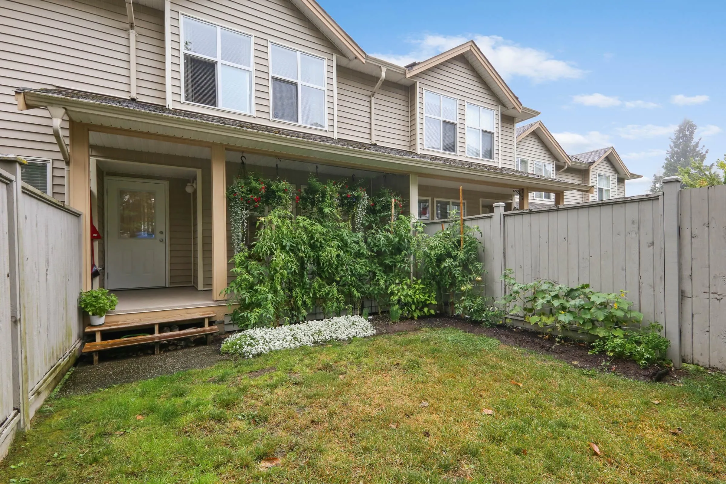 40 46906 Russell Road