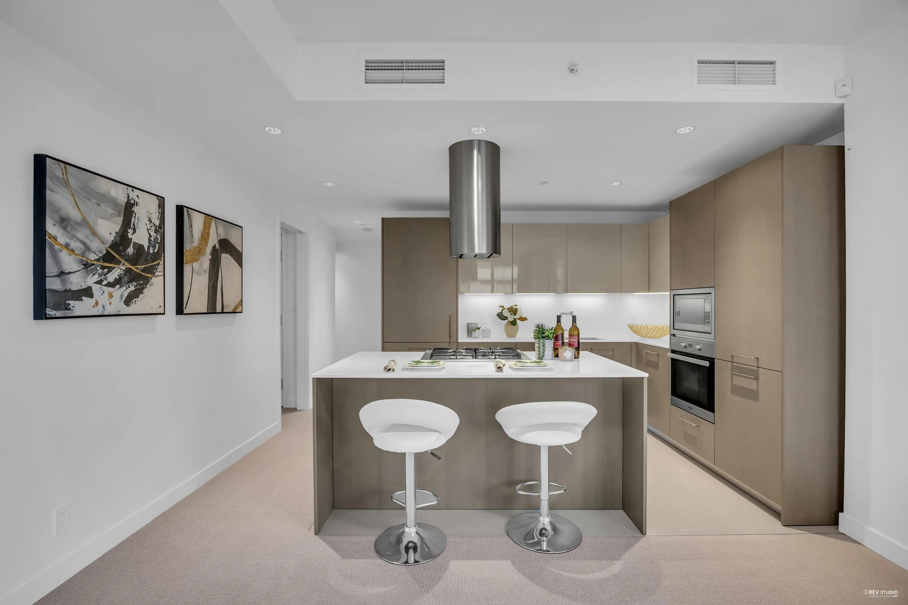 703 6611 Pearson Way