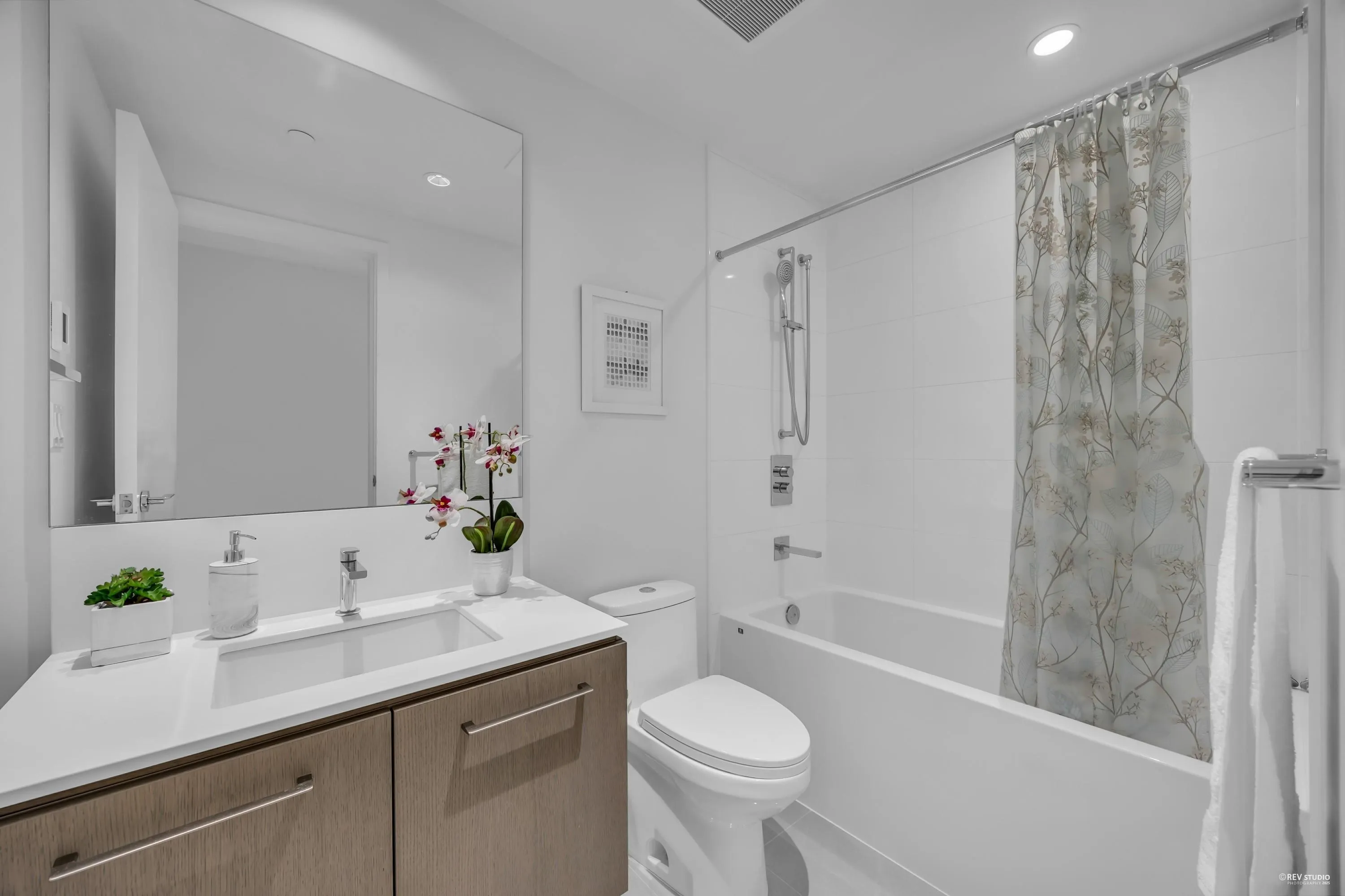 703 6611 Pearson Way