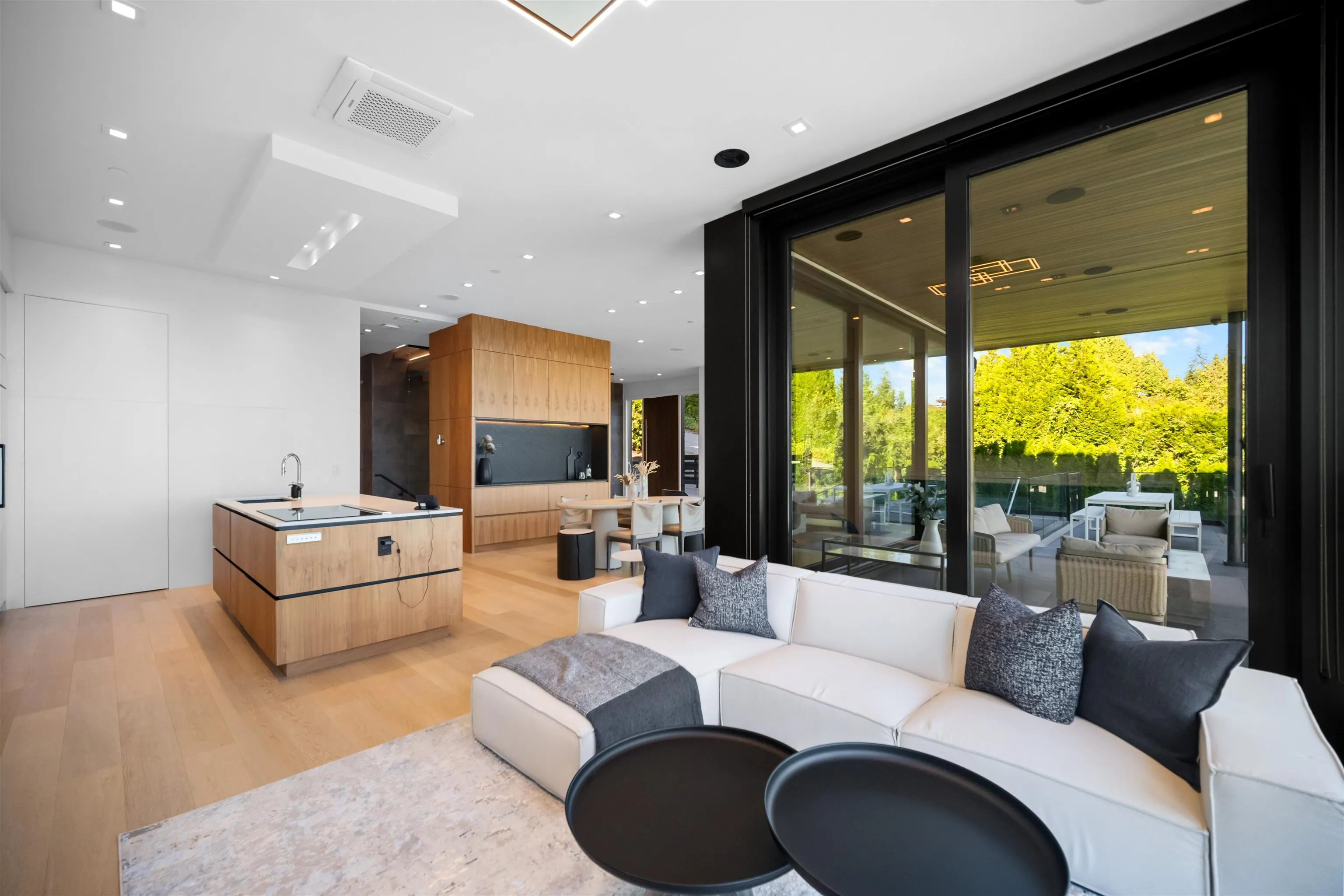 1510 Camelot Road