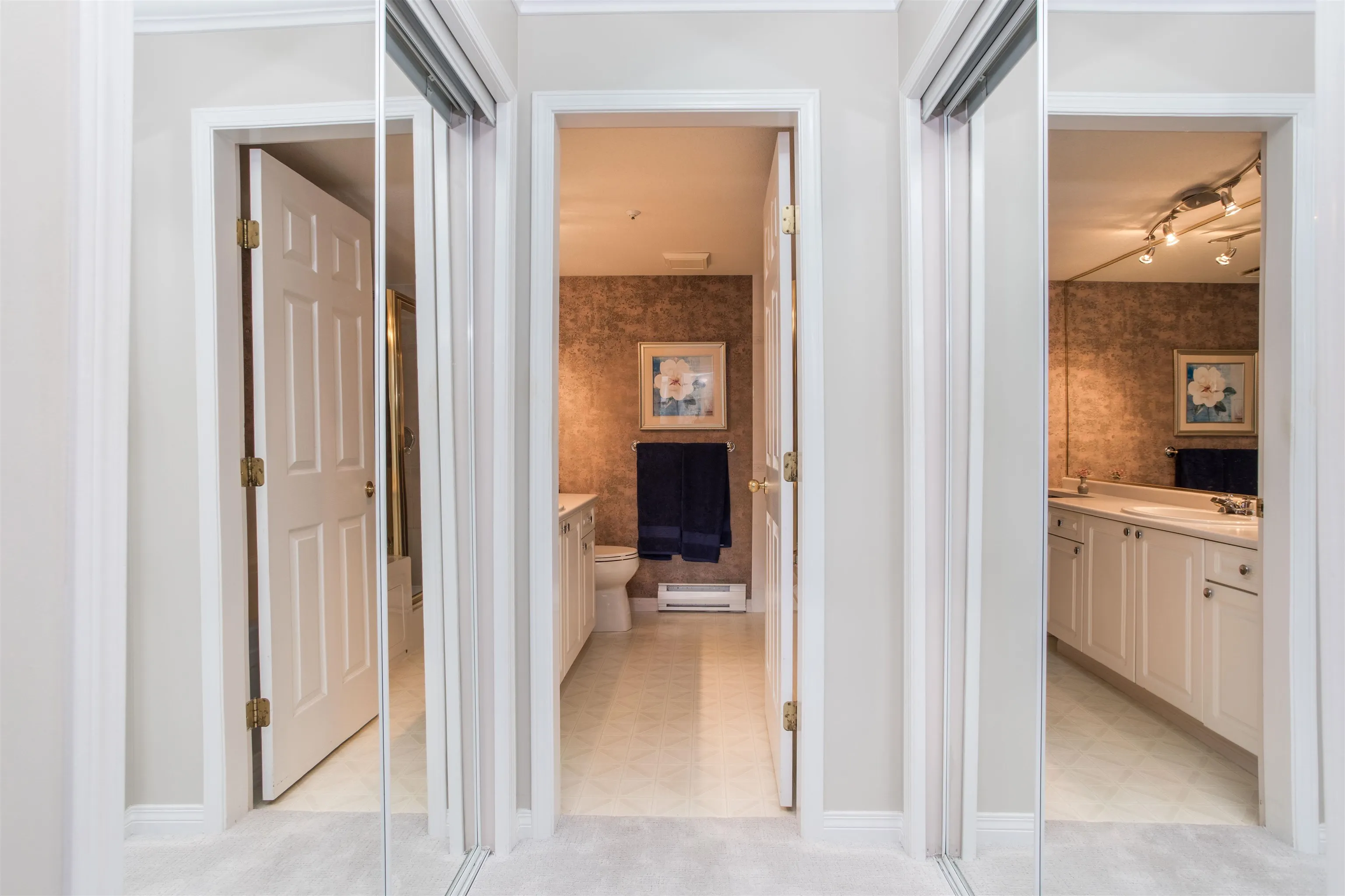 311 15555 16 Avenue