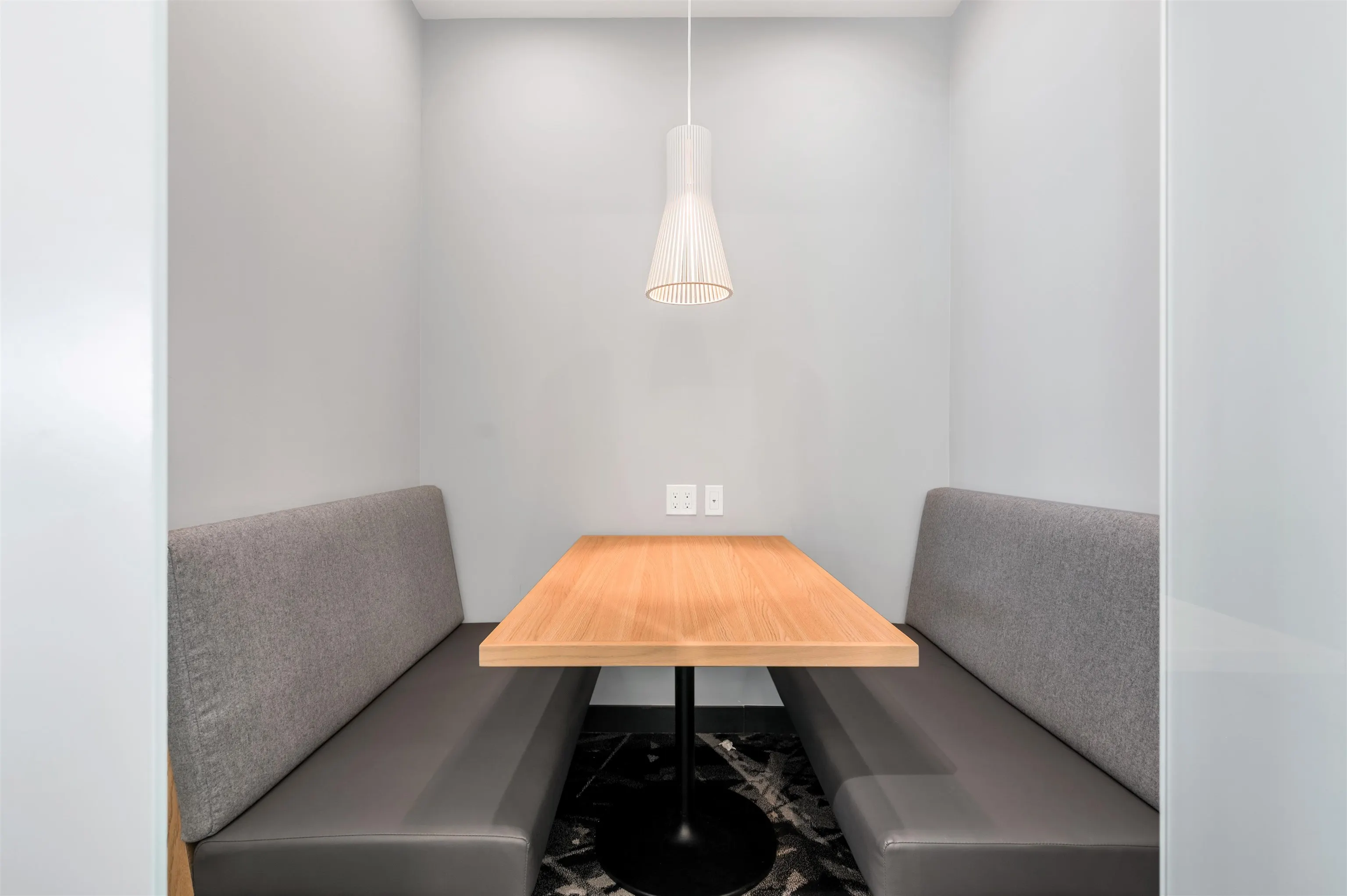 1203 3888 Evergreen Place