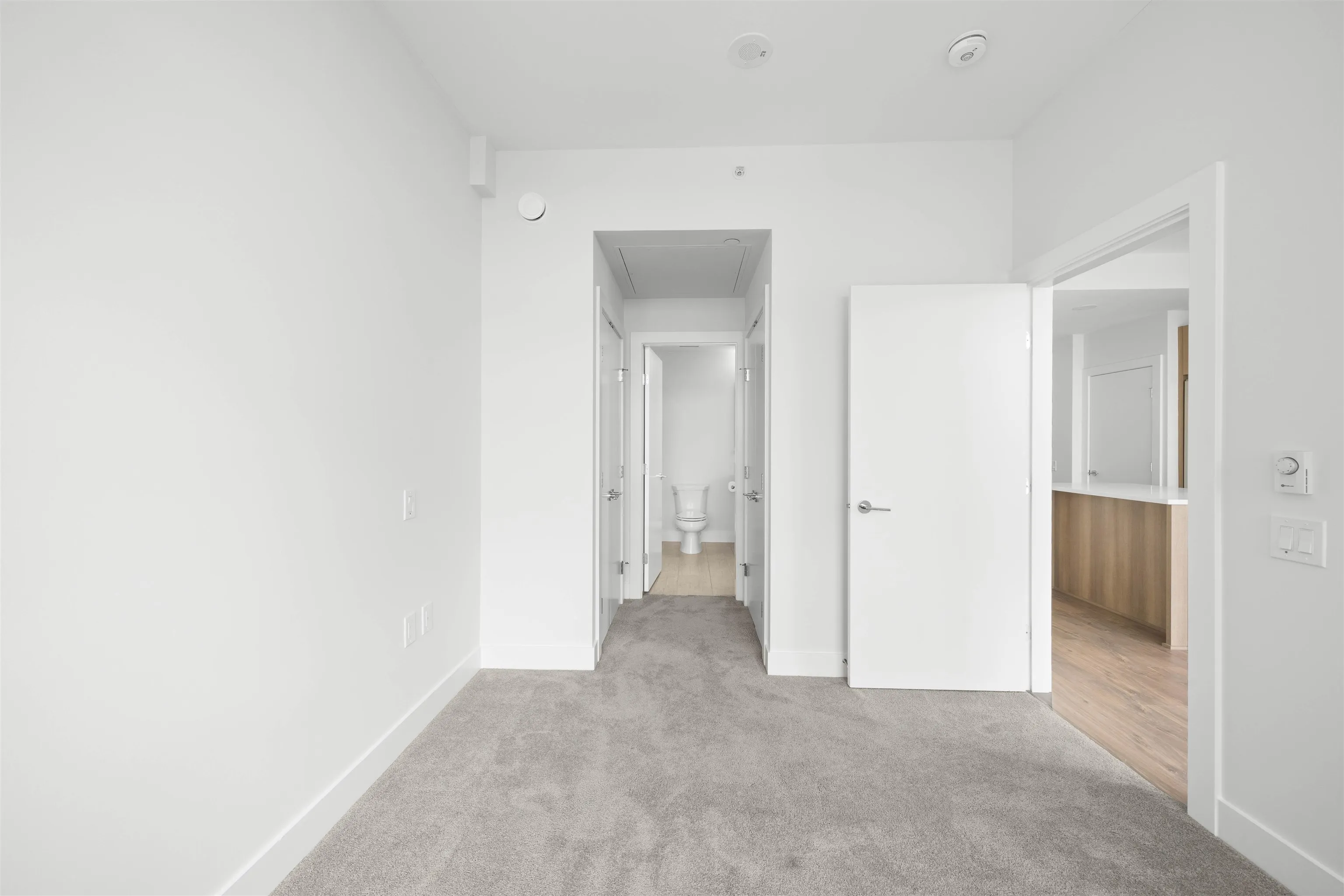 713 258 Nelson's Court