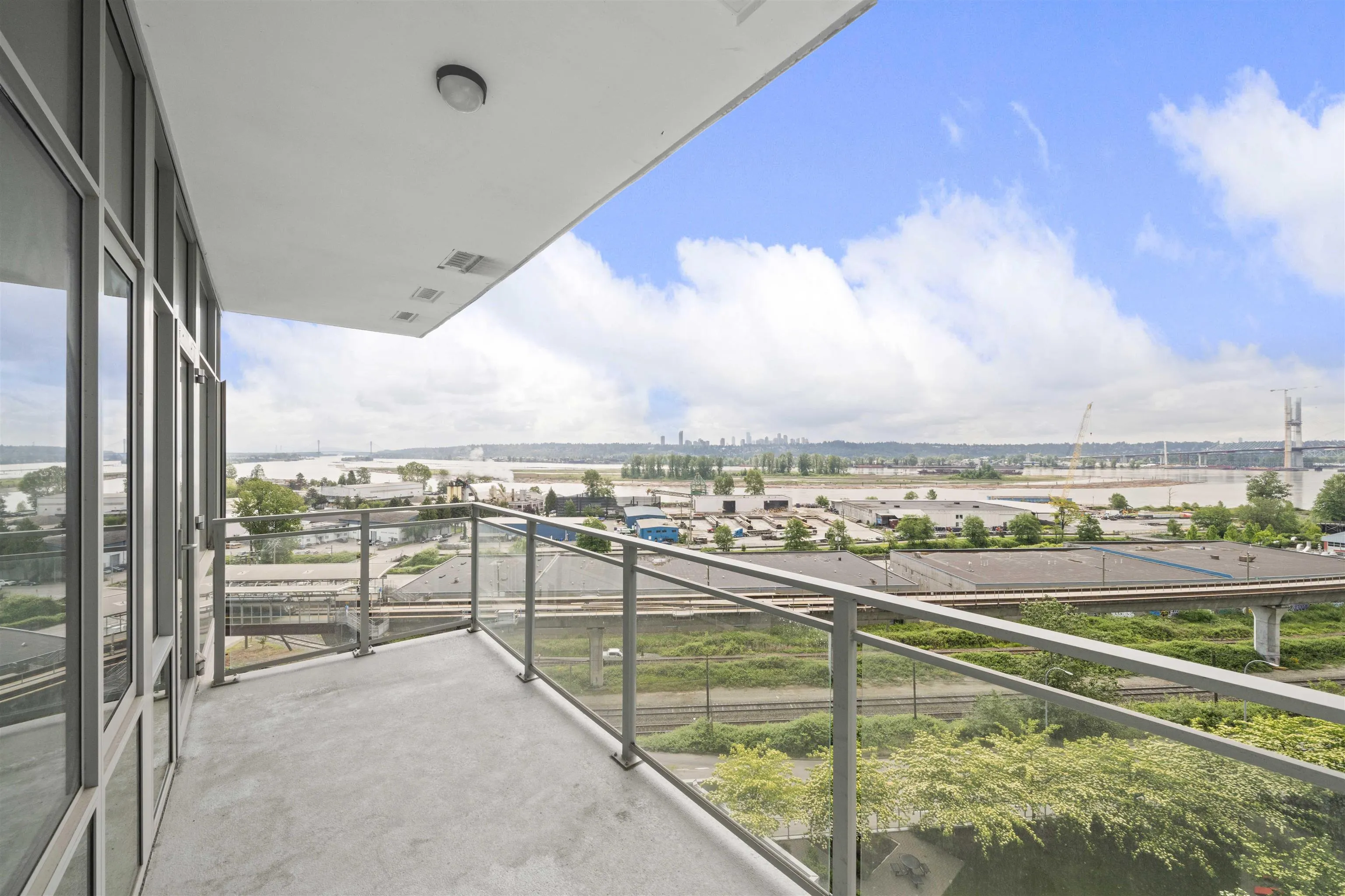 713 258 Nelson's Court