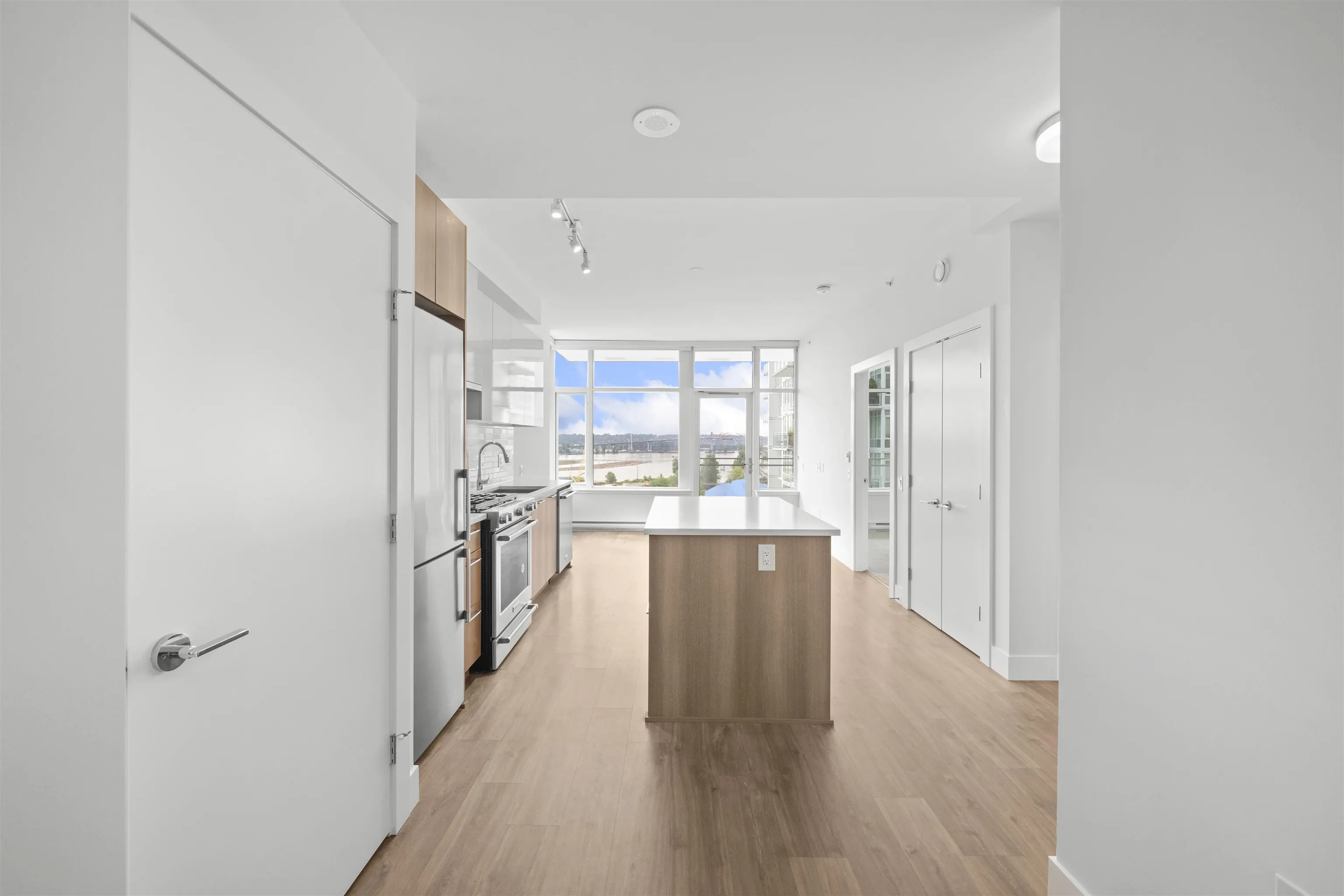 713 258 Nelson's Court