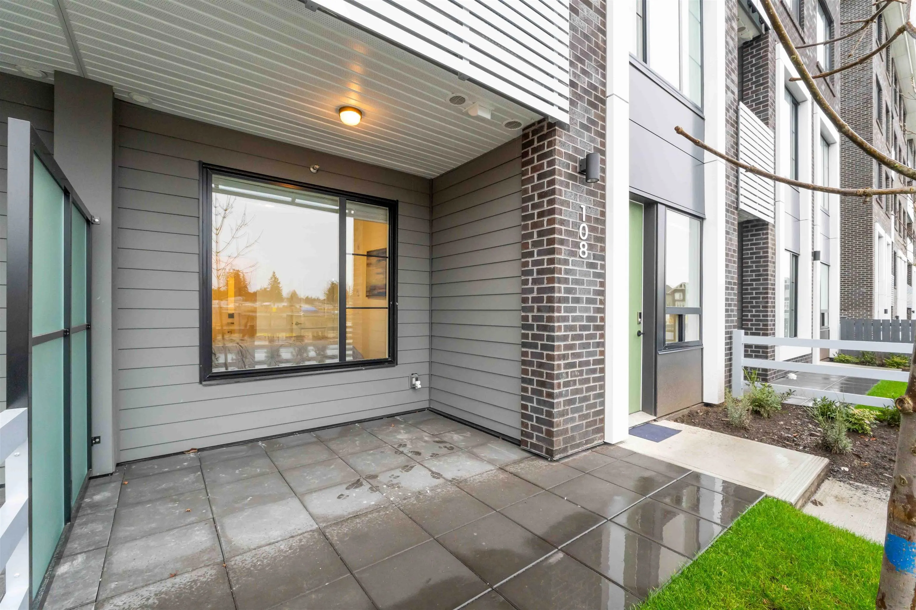 109 15848 Fraser Highway